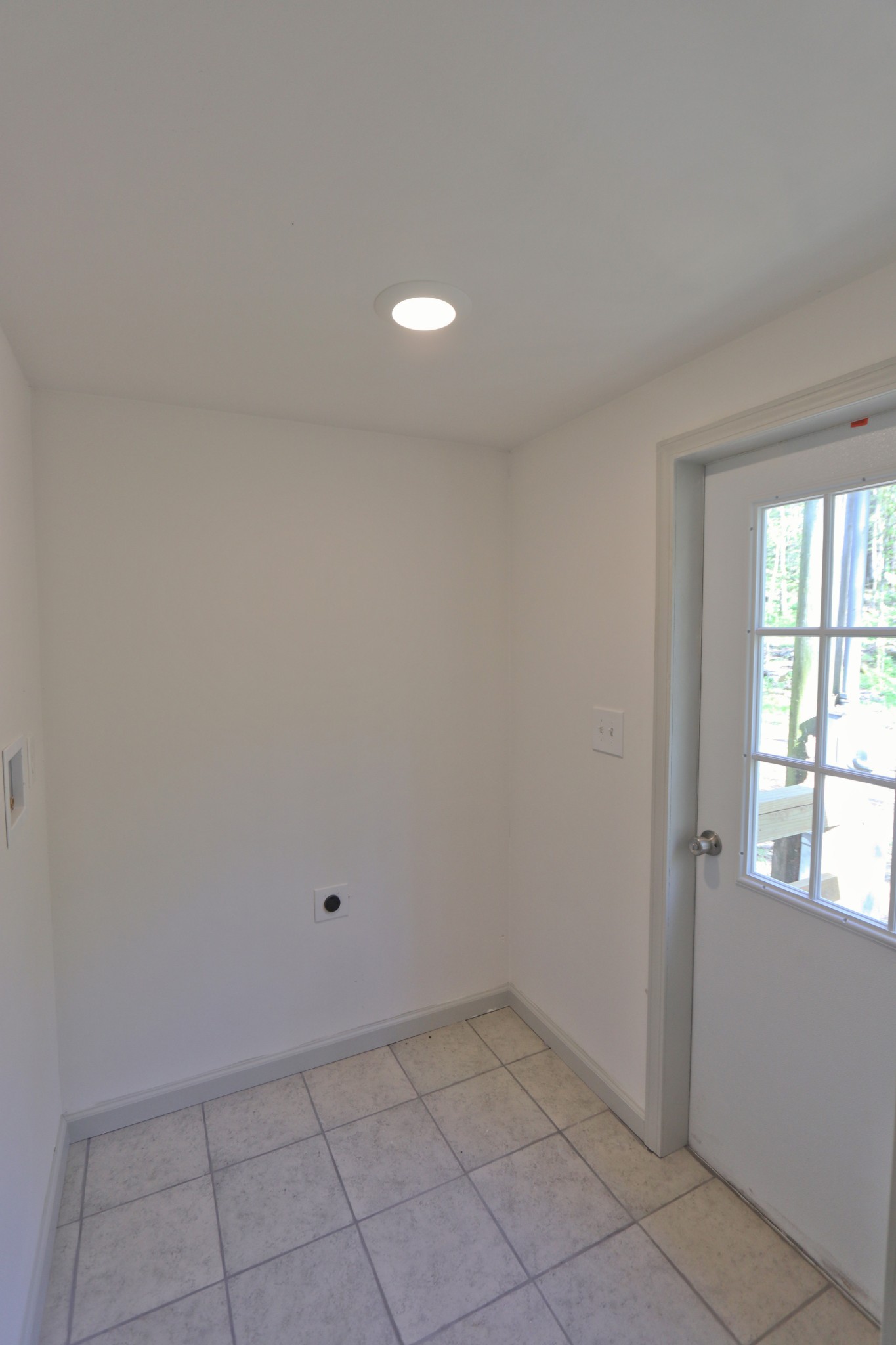 331 Whitefield Ln Property Photo 10