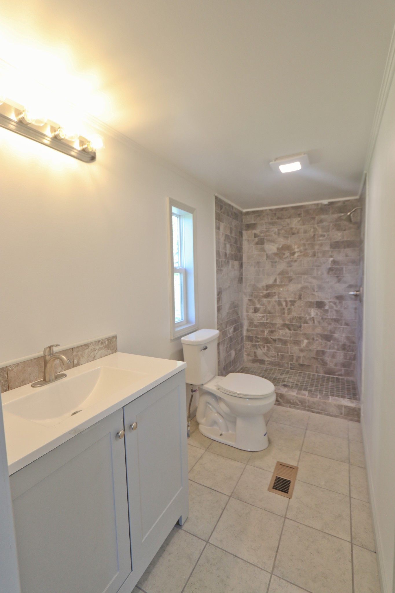 331 Whitefield Ln Property Photo 13