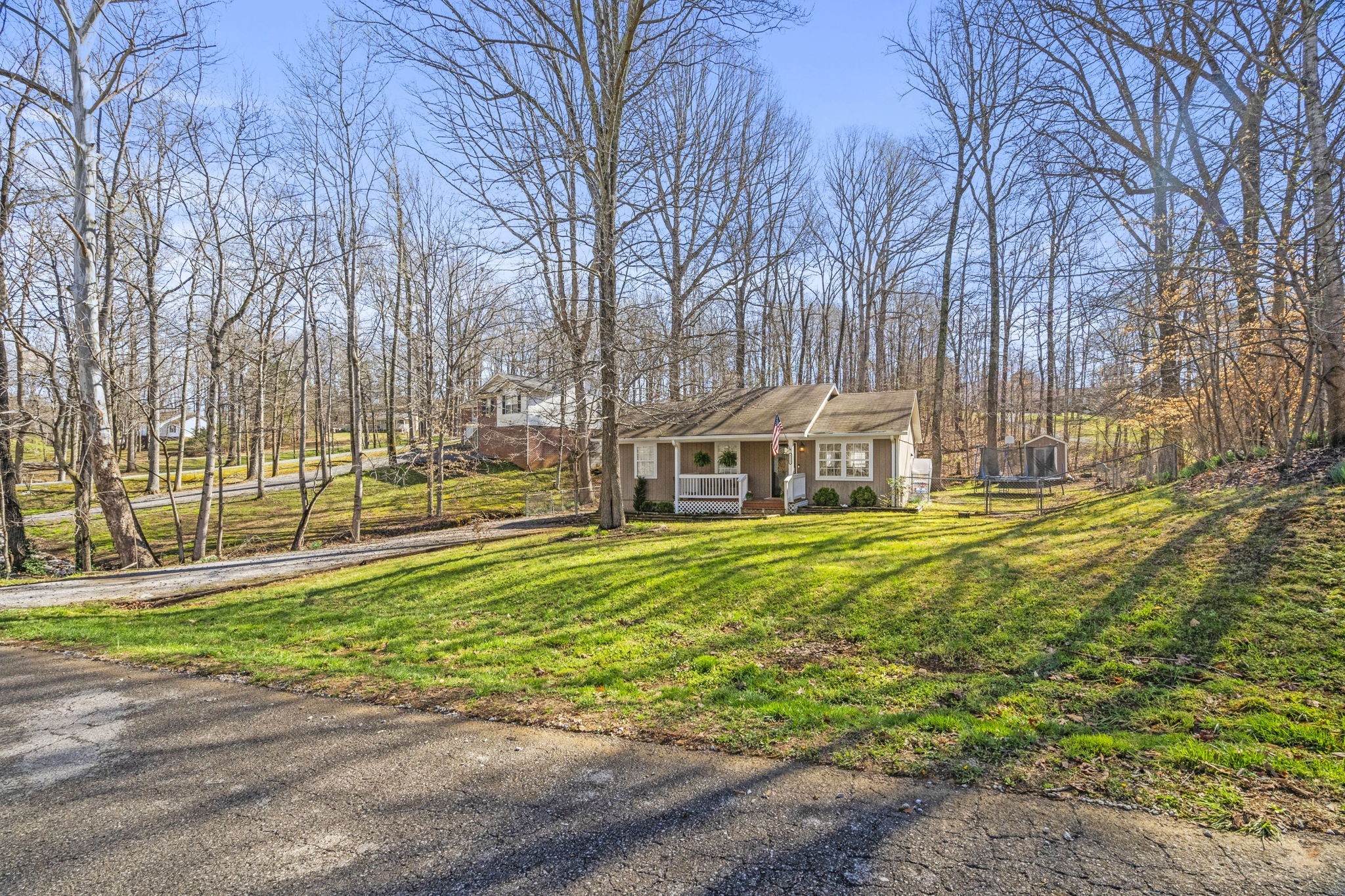 1112 Chapel Hill Cir Property Photo