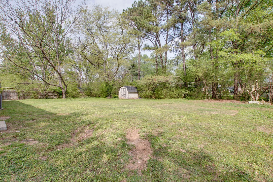 2301 Reidhurst Dr Property Photo 24