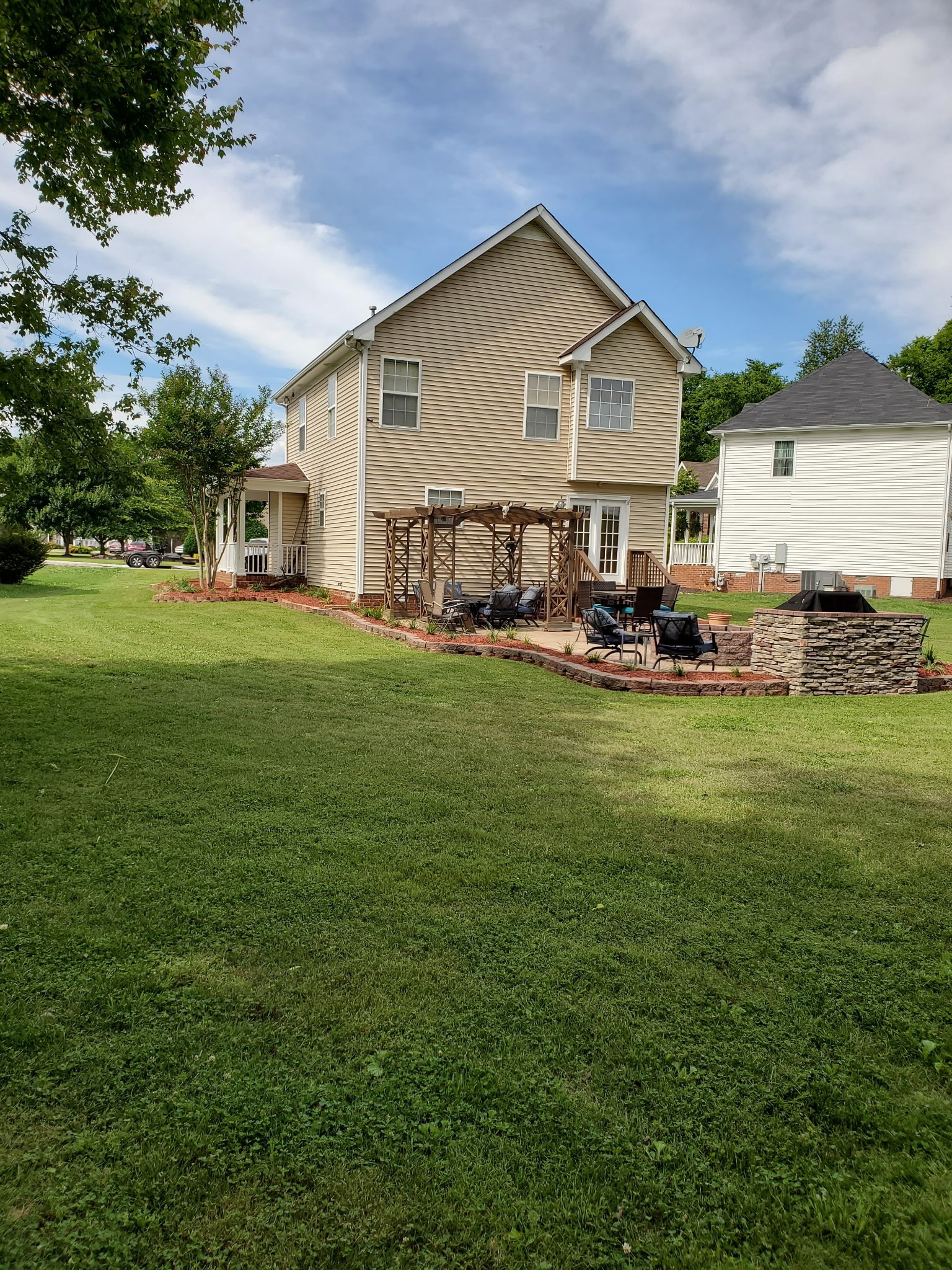 1325 Branchside Ct Property Photo 3