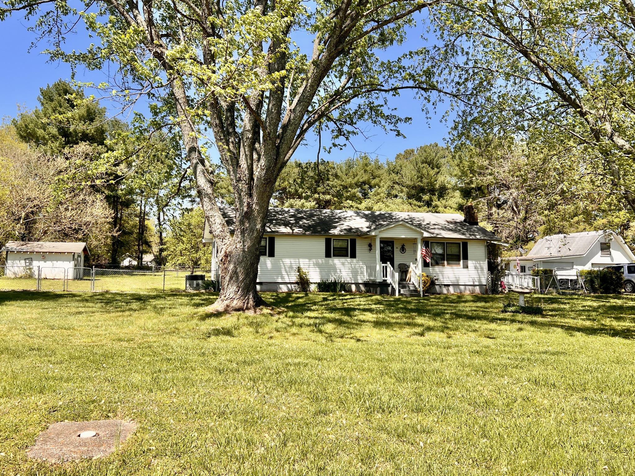 1112 Cumberland St Property Photo 6