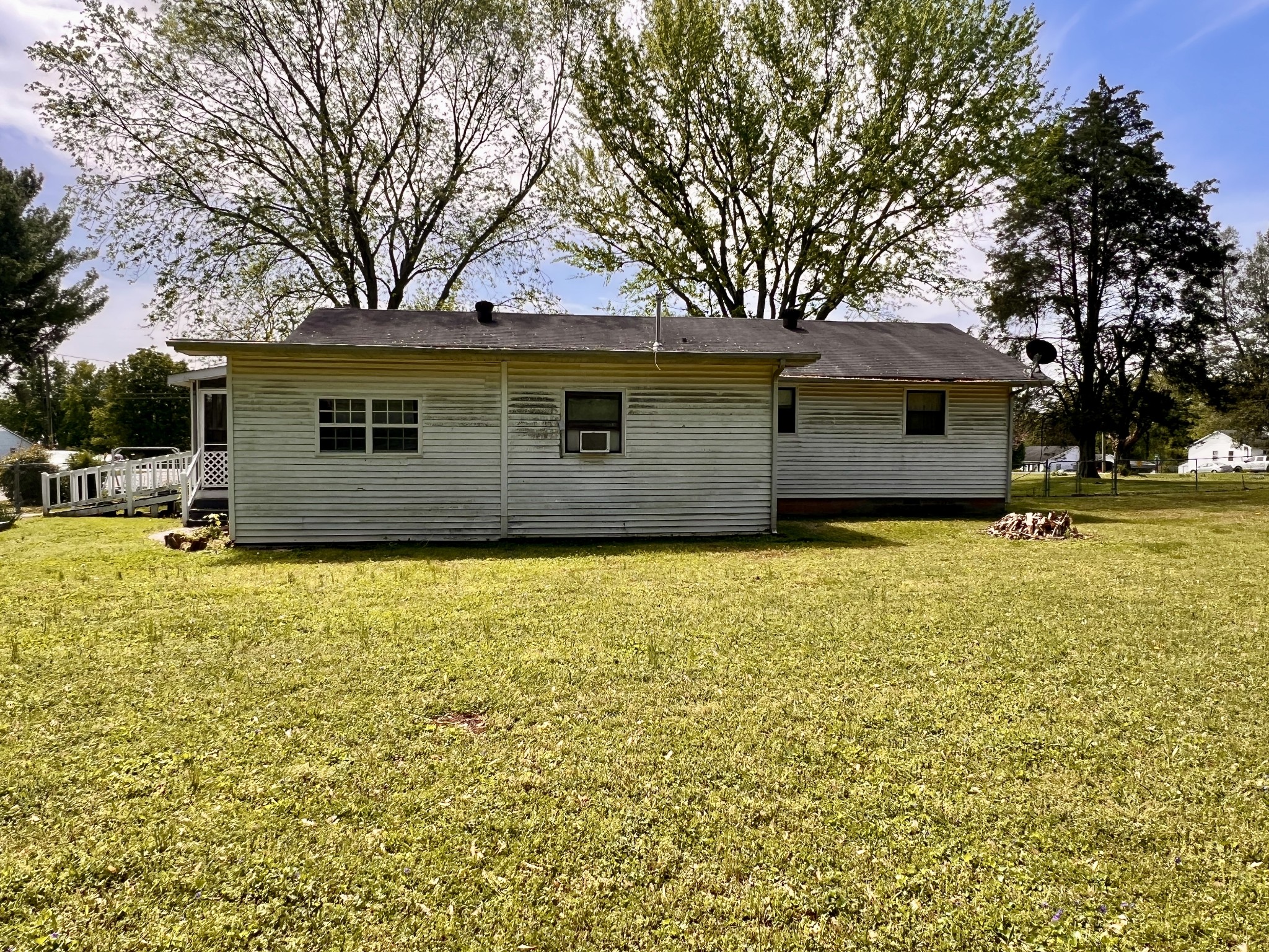 1112 Cumberland St Property Photo 40