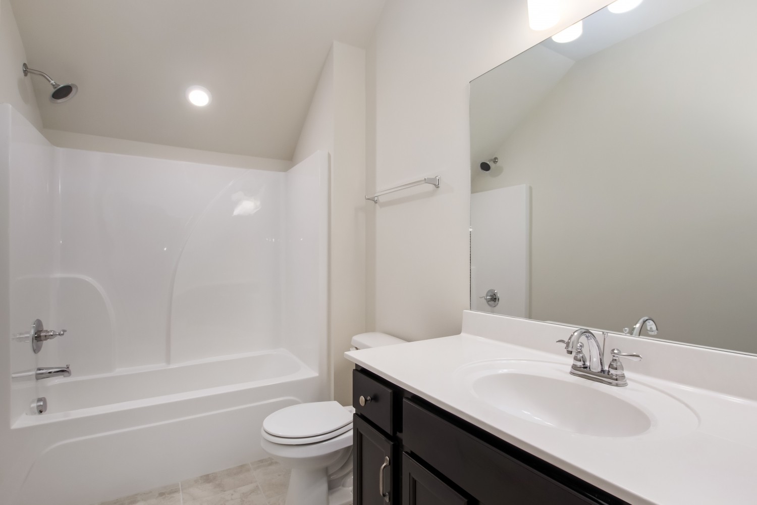 3027 Shandor Street Property Photo 25
