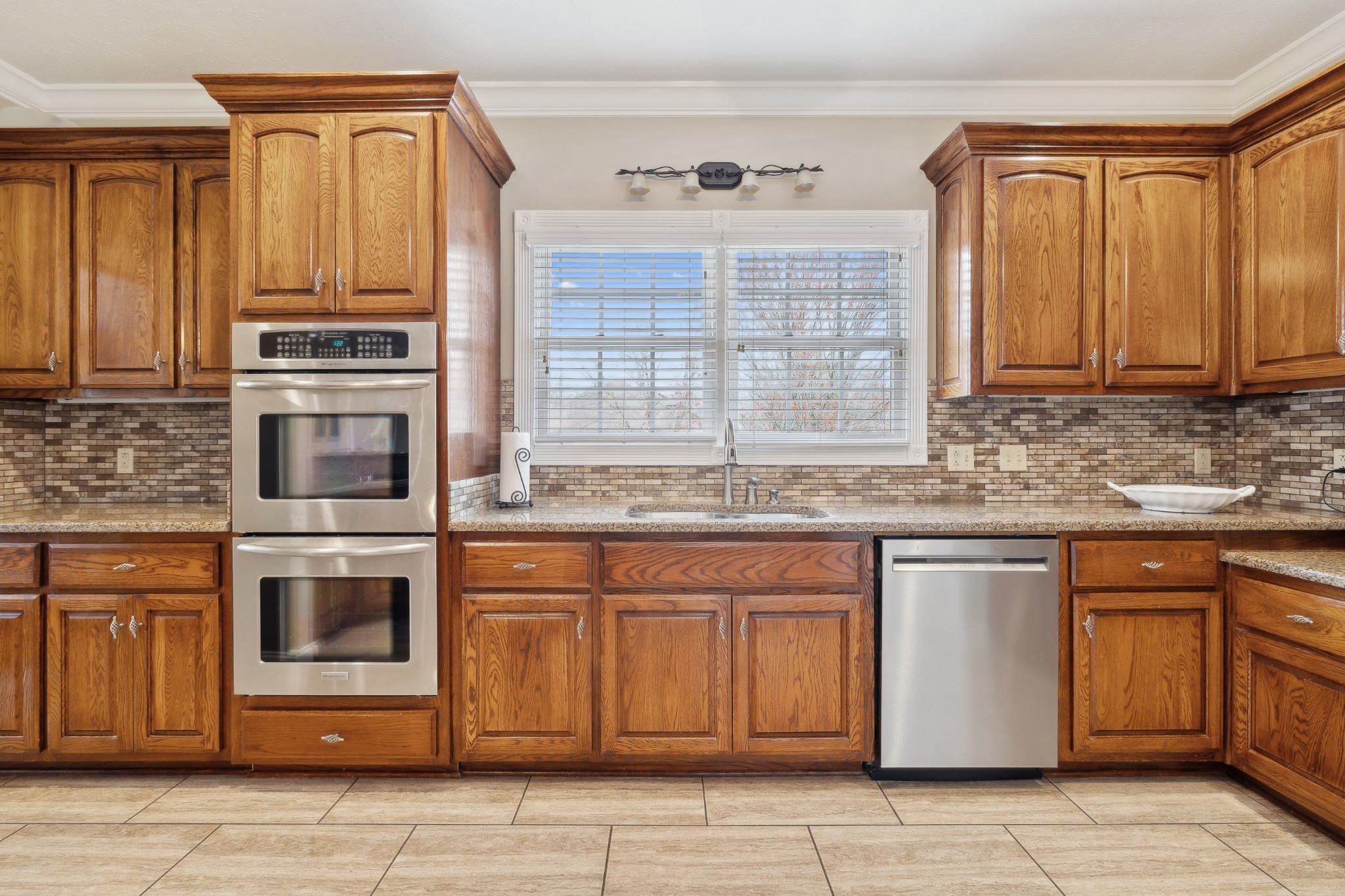 2108 Rodman Blvd Property Photo 12