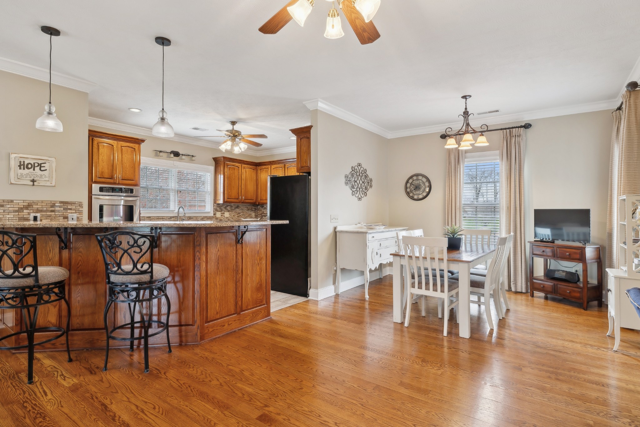 2108 Rodman Blvd Property Photo 15