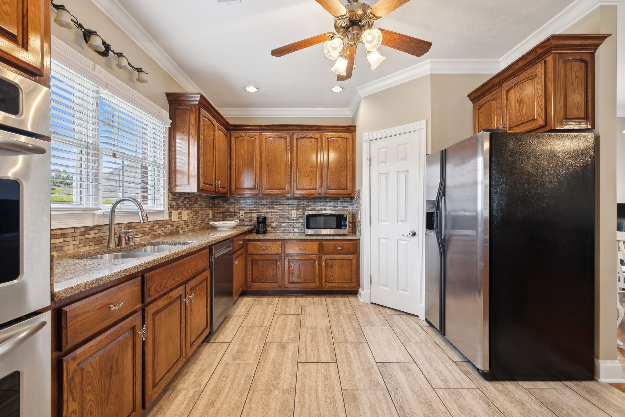 2108 Rodman Blvd Property Photo 20