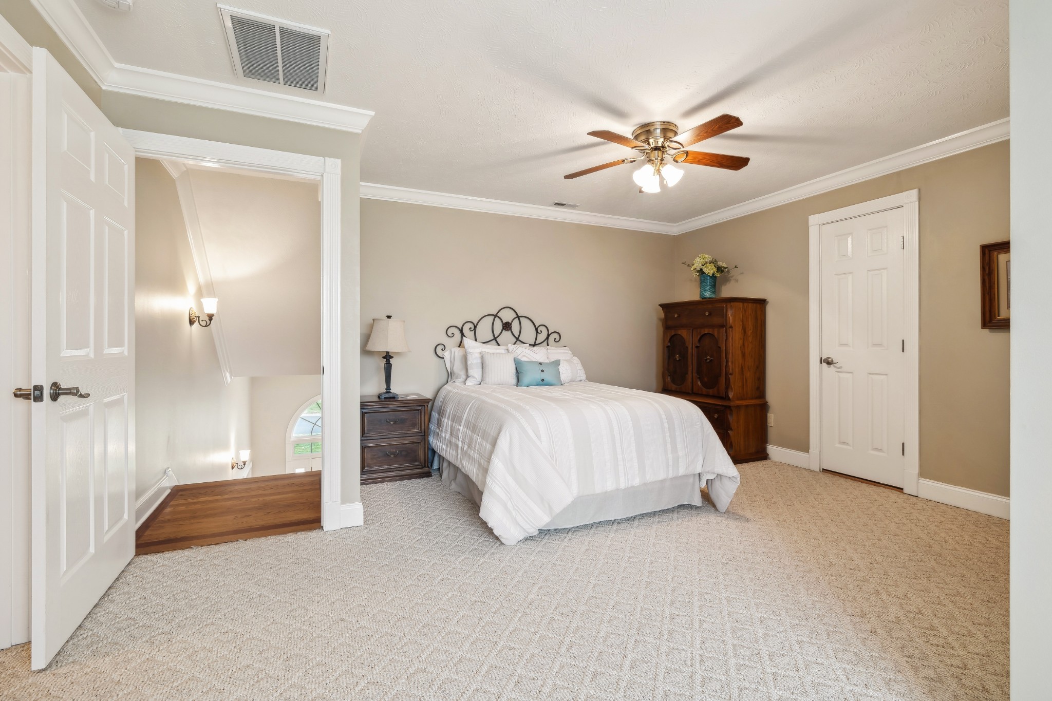 2108 Rodman Blvd Property Photo 38