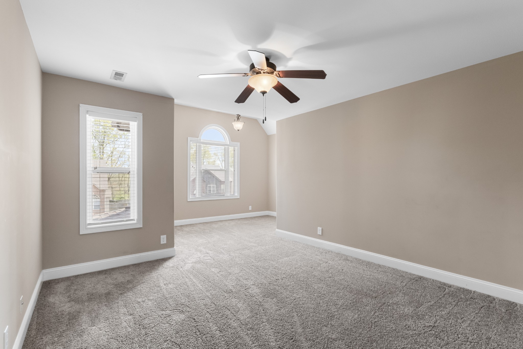 1685 Apache Way Property Photo 23