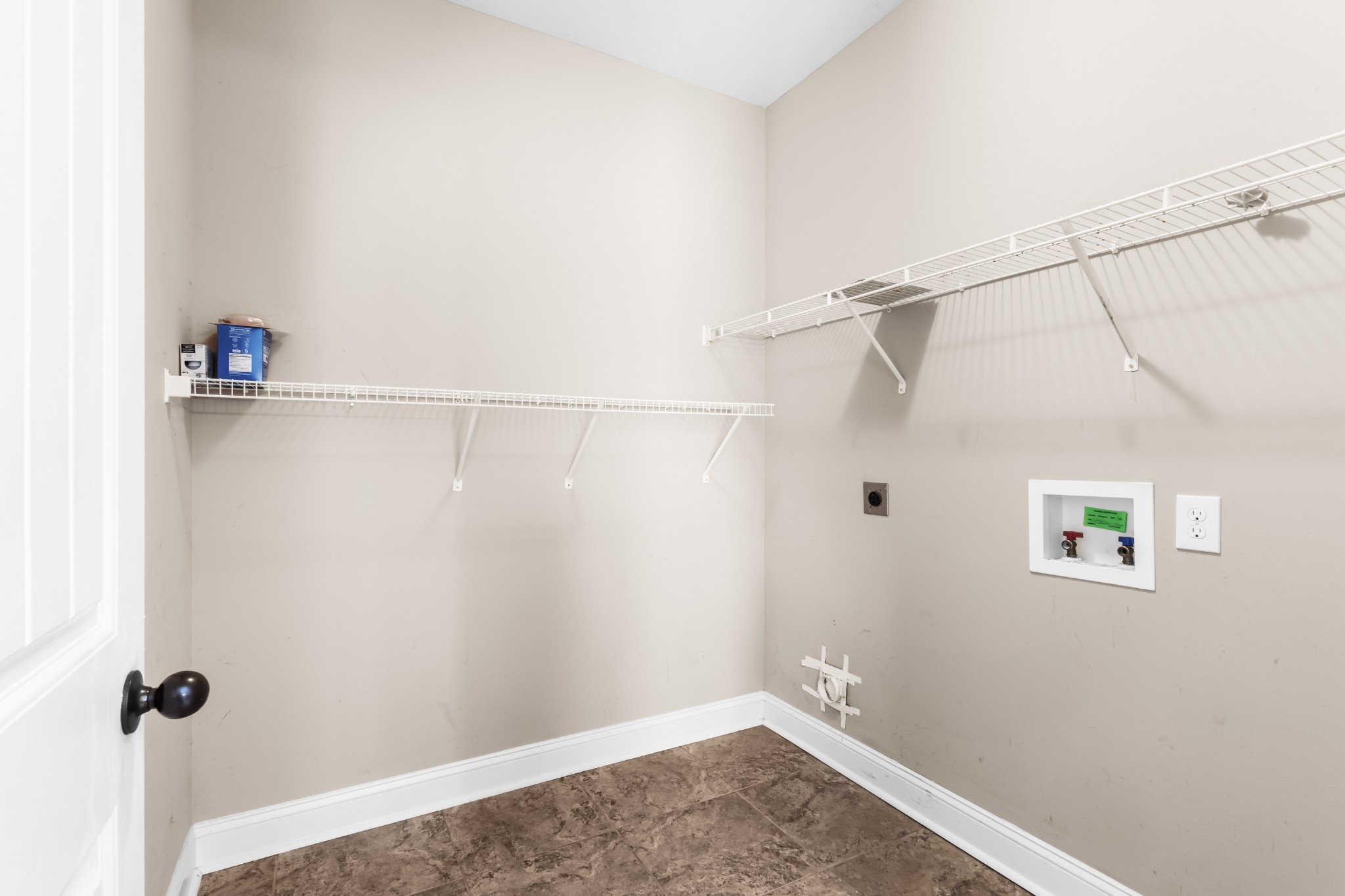 1685 Apache Way Property Photo 28