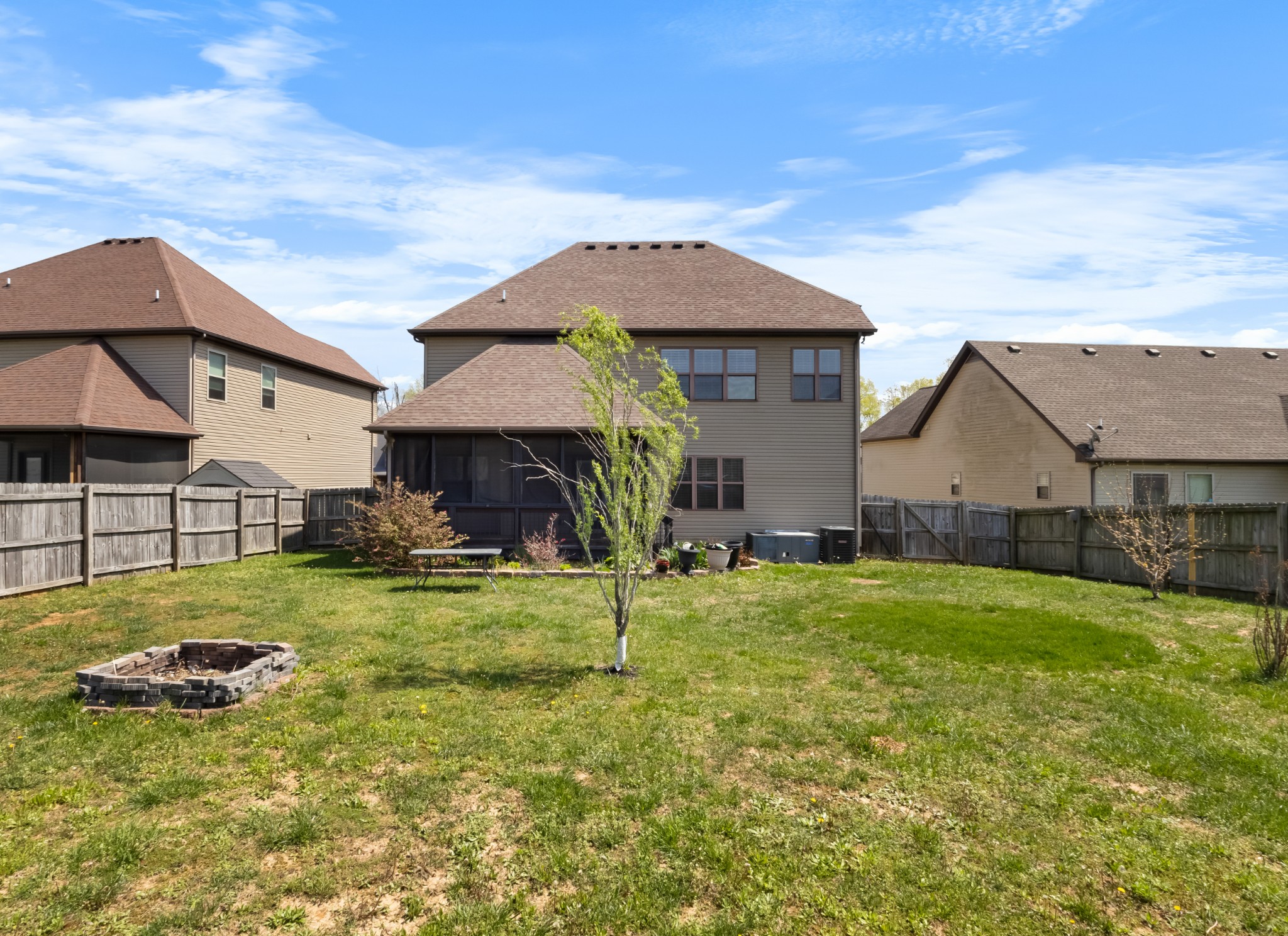 1685 Apache Way Property Photo 34