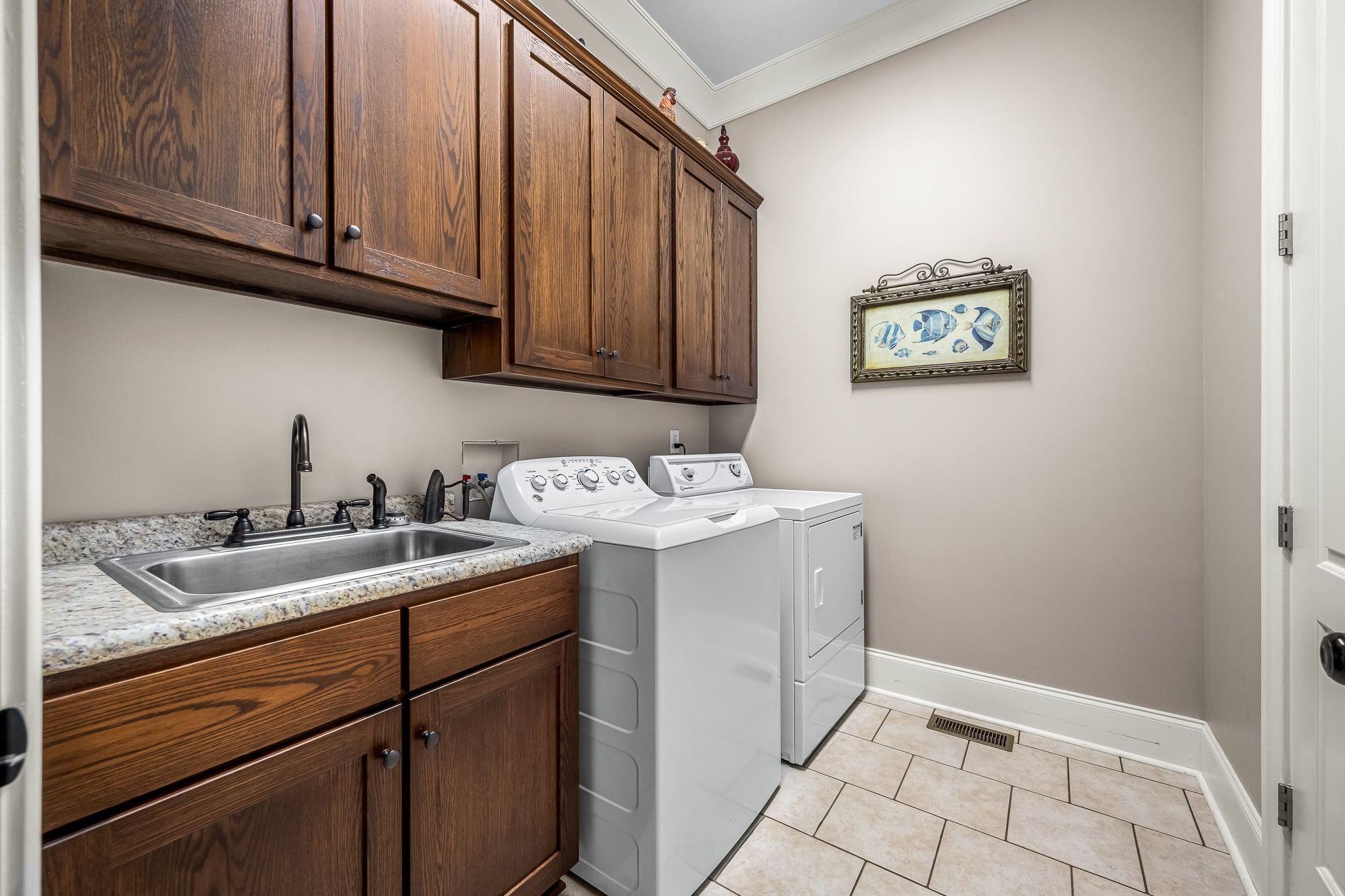 1001 Williams Street Property Photo 60