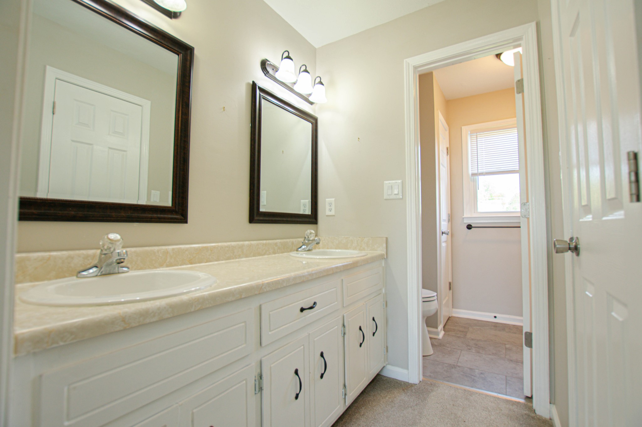 2169 Bauling Ln Property Photo 17