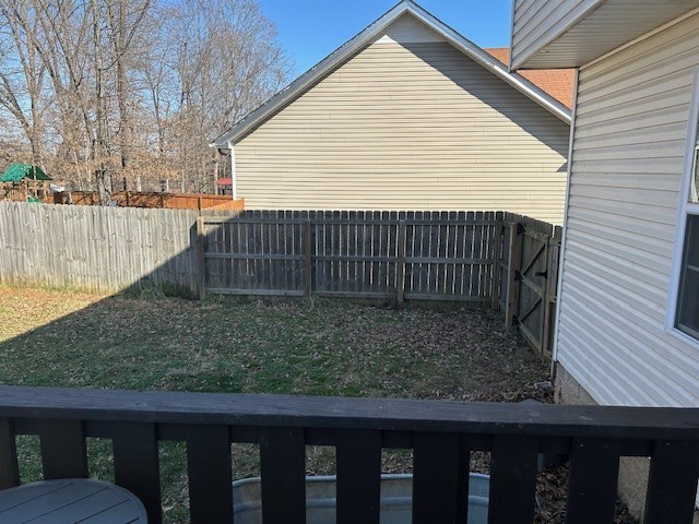 384 Andrew Dr Property Photo 24
