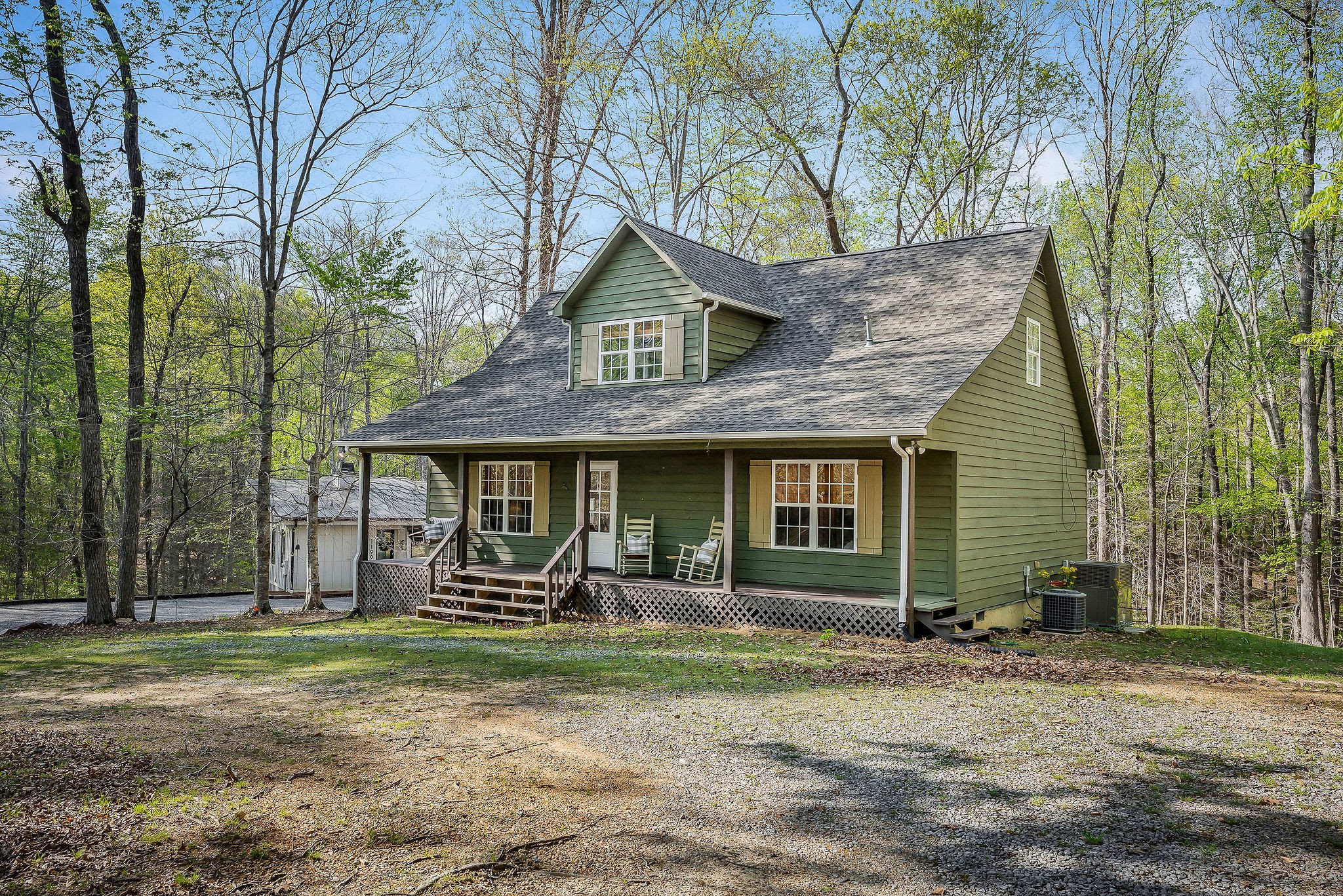 1219 Four Seasons Dr Property Photo 2