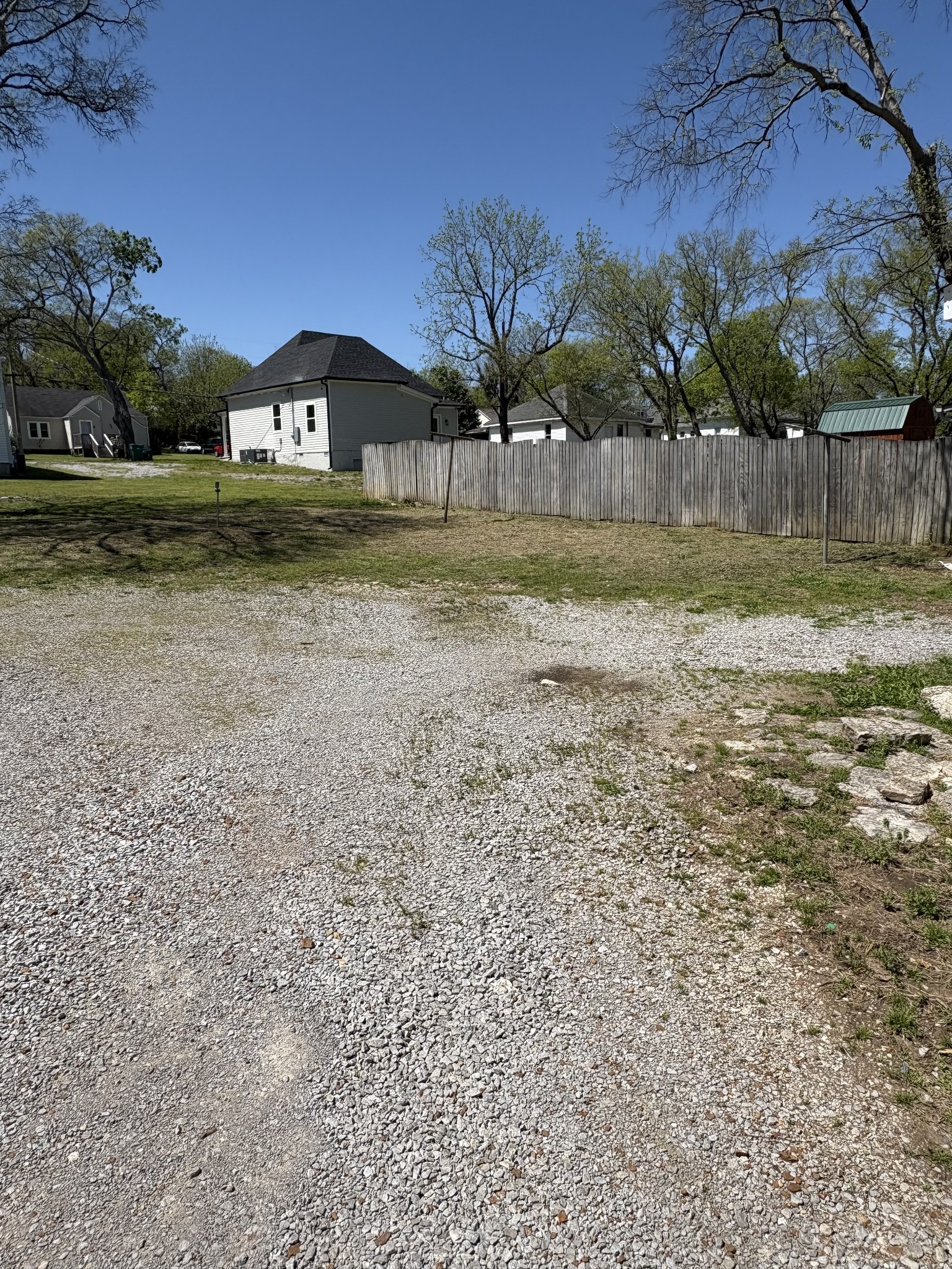 546 4th Ave, N Property Photo 5