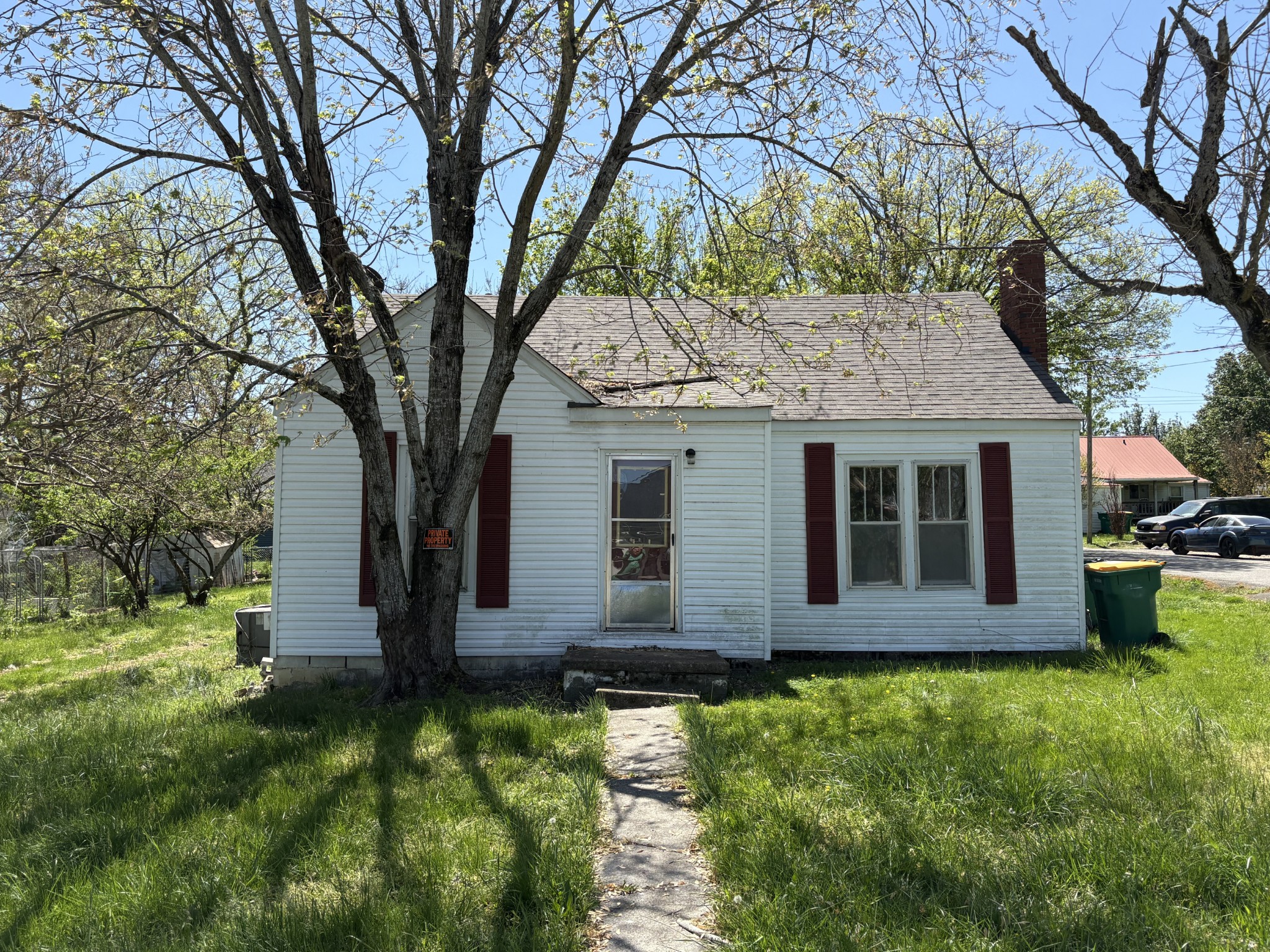 755 Center St Property Photo