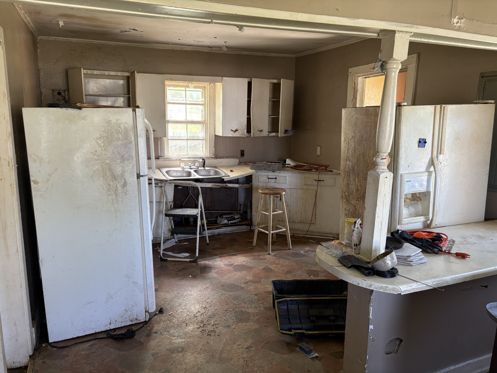 755 Center St Property Photo 5