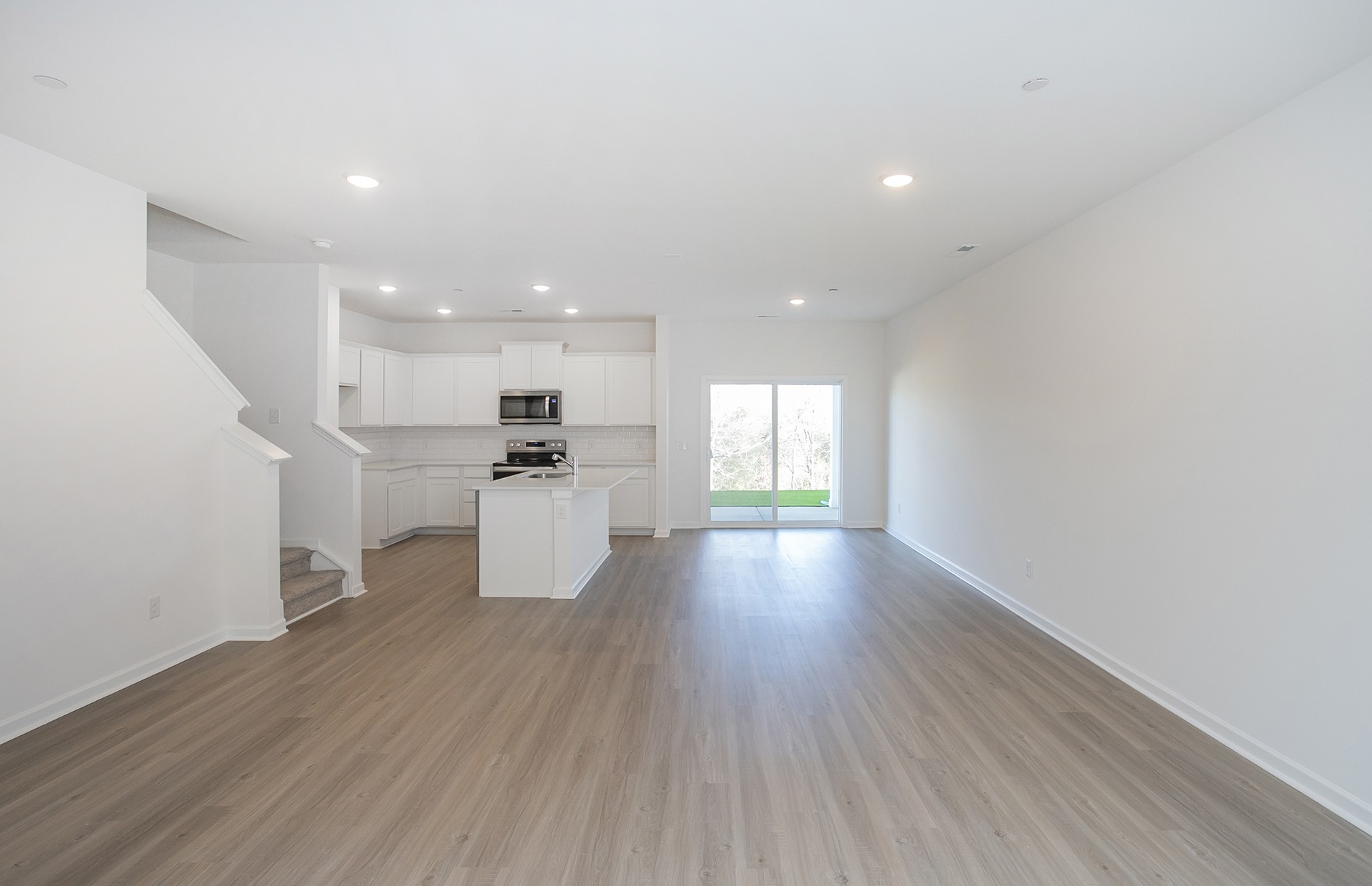 7147 Mapleside Lane Property Photo 11
