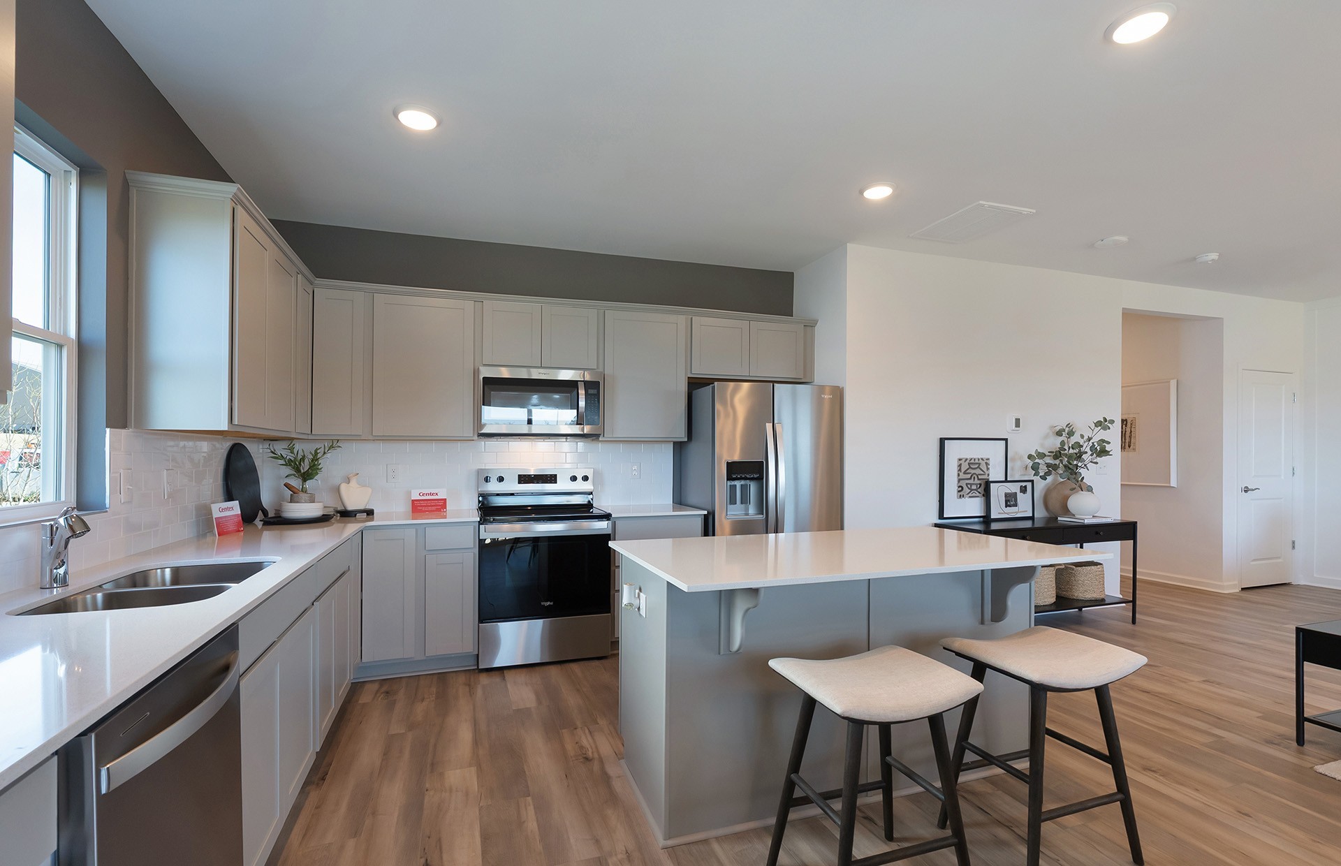 3286 Barrel Oak Pass Property Photo 8