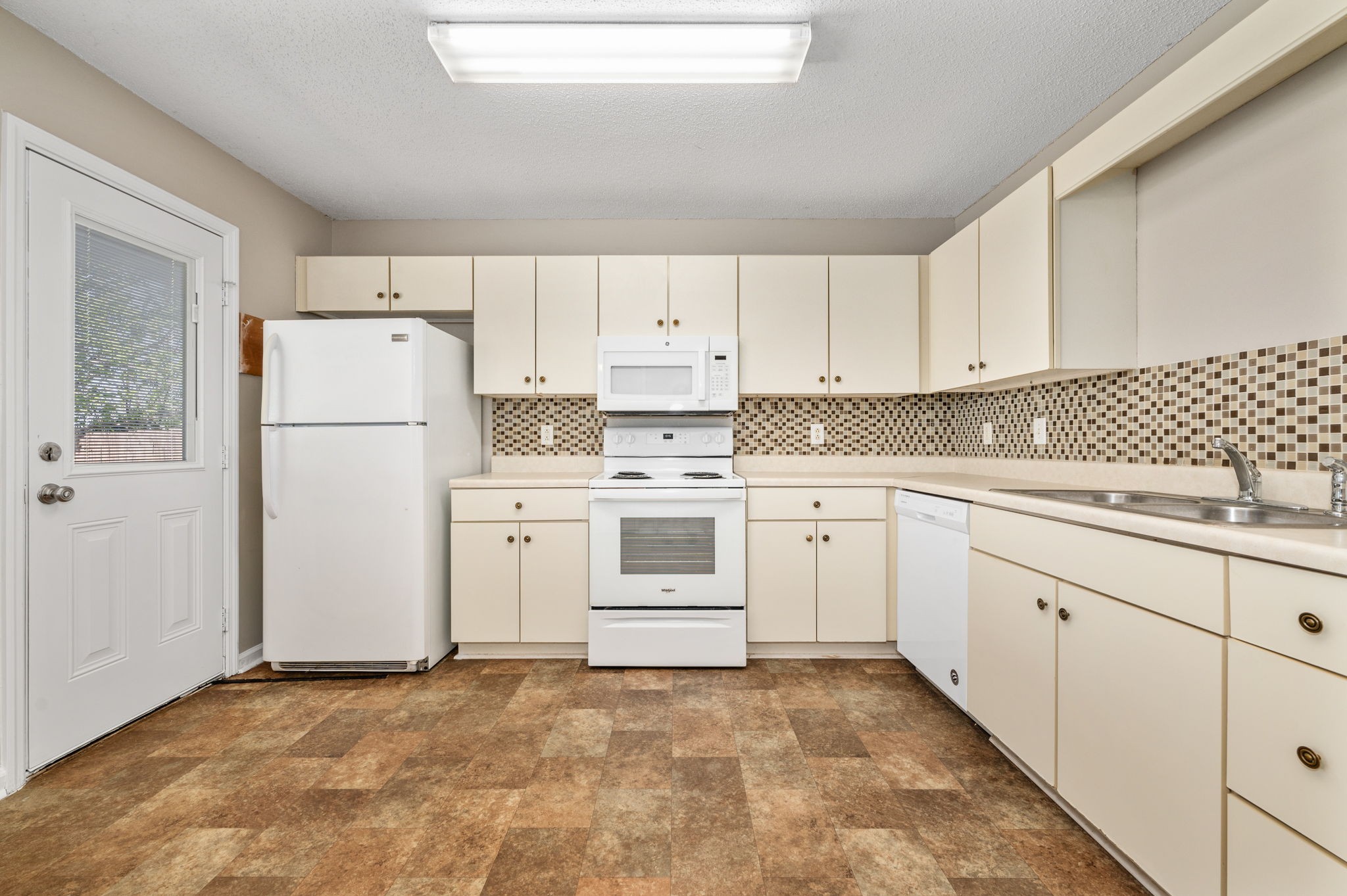 5044 Boyd Dr Property Photo 11