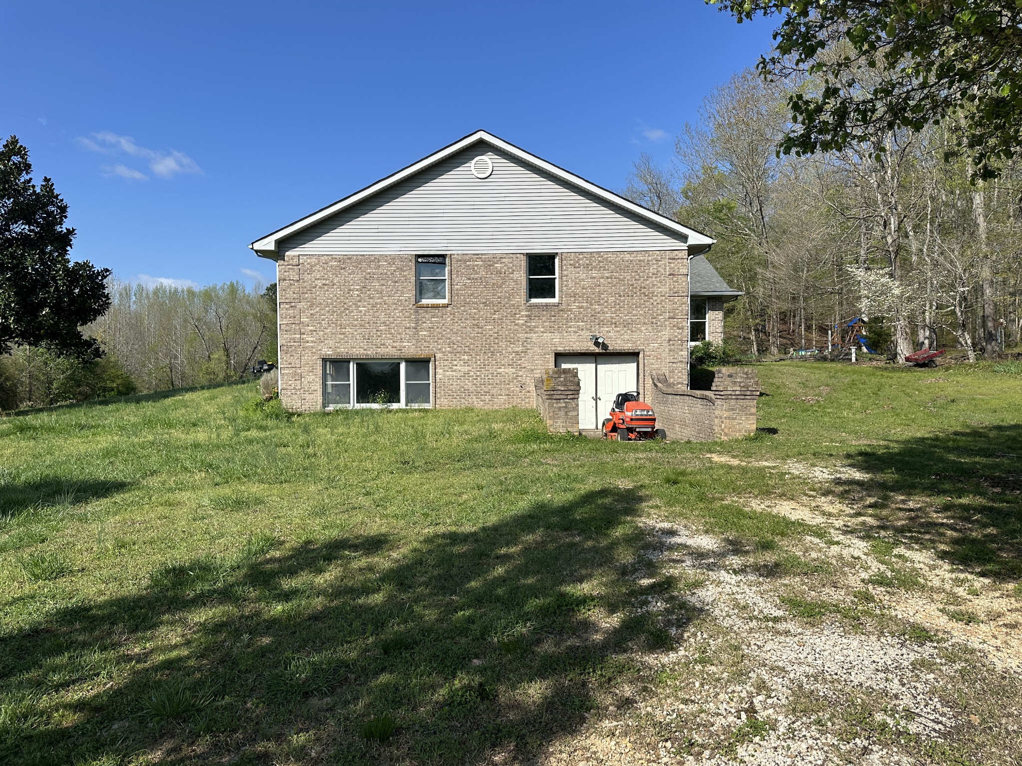 9840 Highway 641, S Property Photo 2