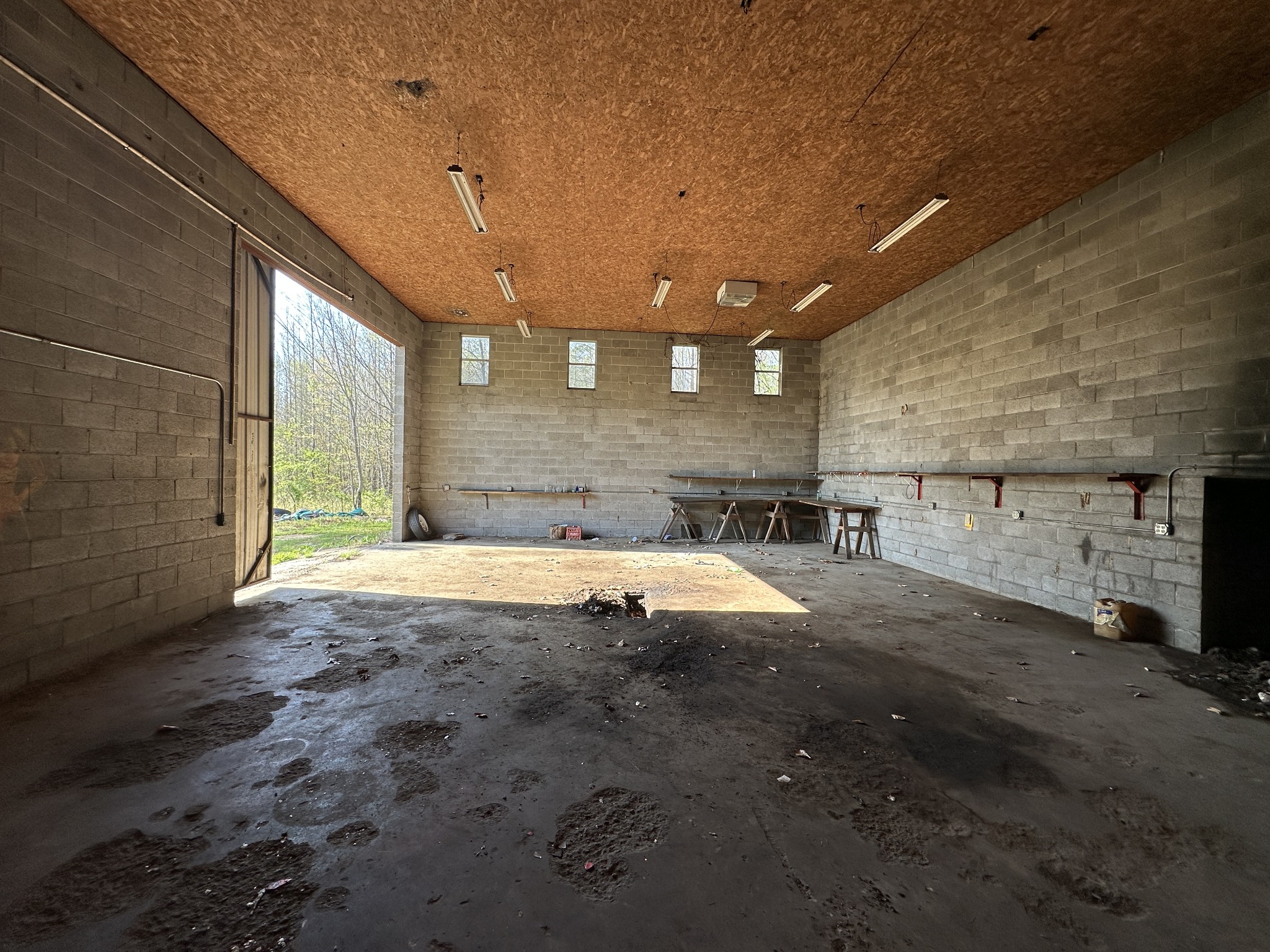 9840 Highway 641, S Property Photo 9