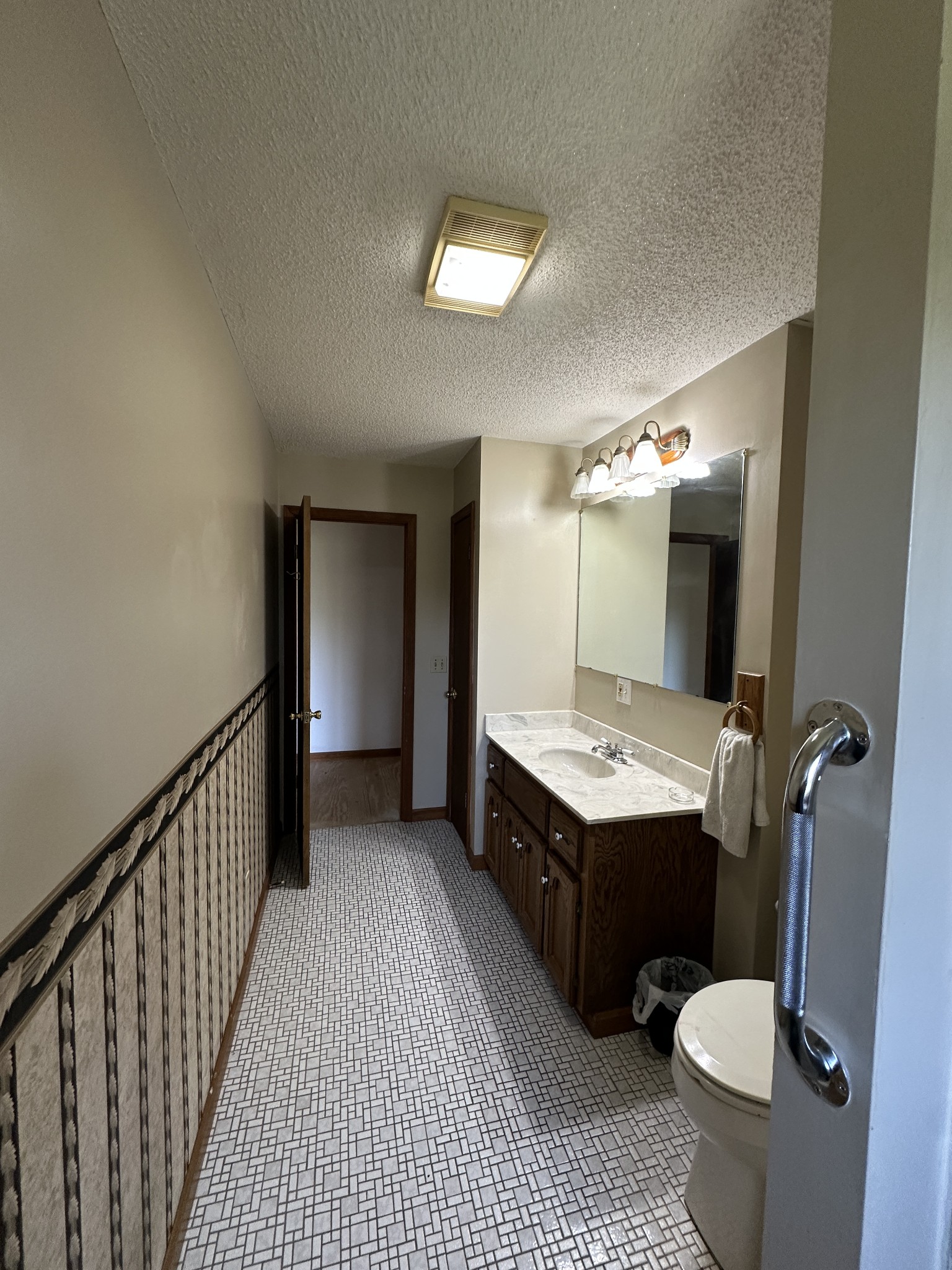 9840 Highway 641, S Property Photo 44
