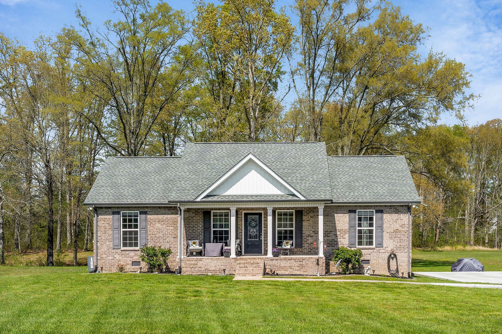 522 Green Meadow Dr Property Photo