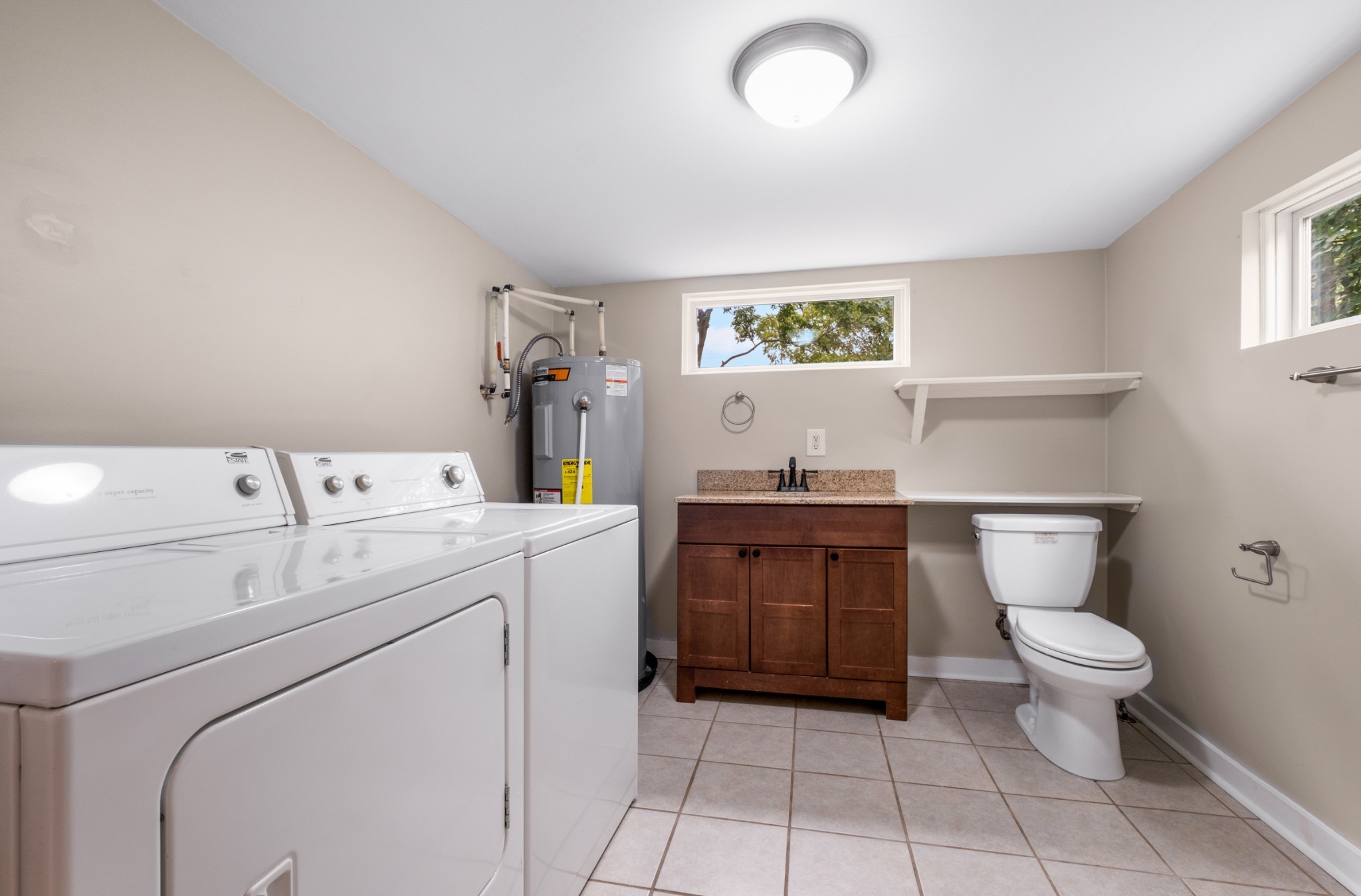 1406 Hawkins Property Photo 23