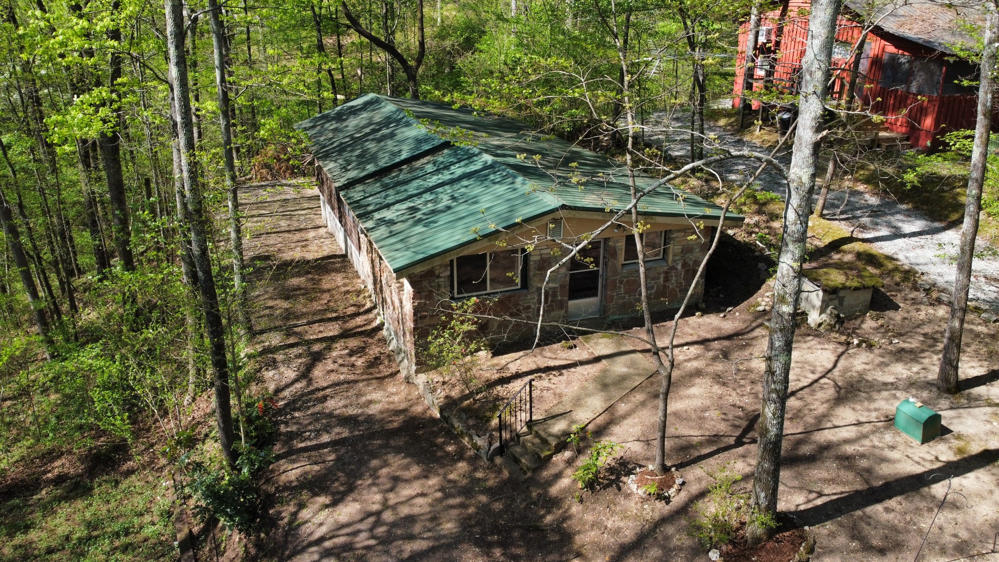 50 Deaton Ln Property Photo 3