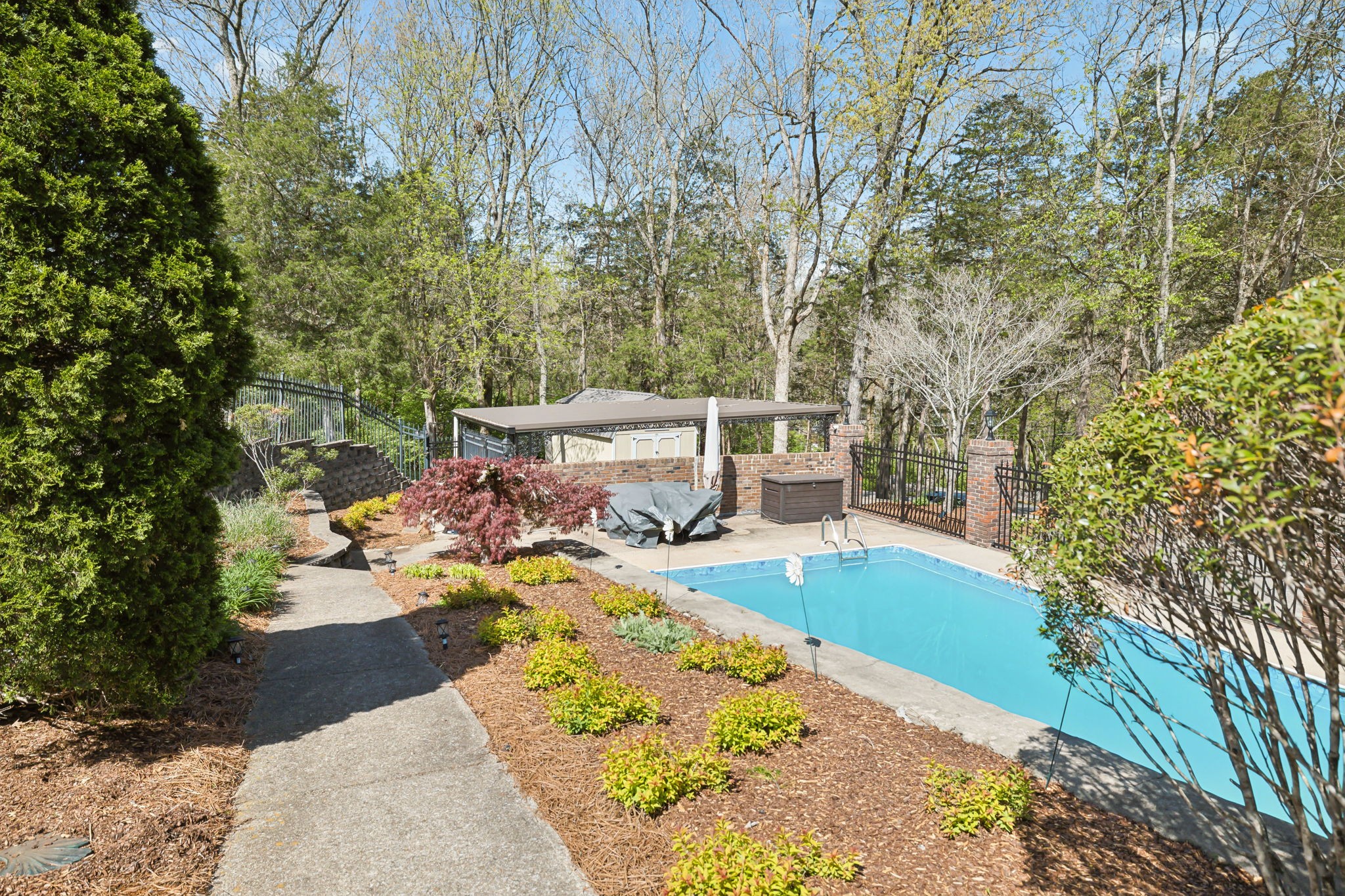 1925 Cromwell Dr Property Photo 37