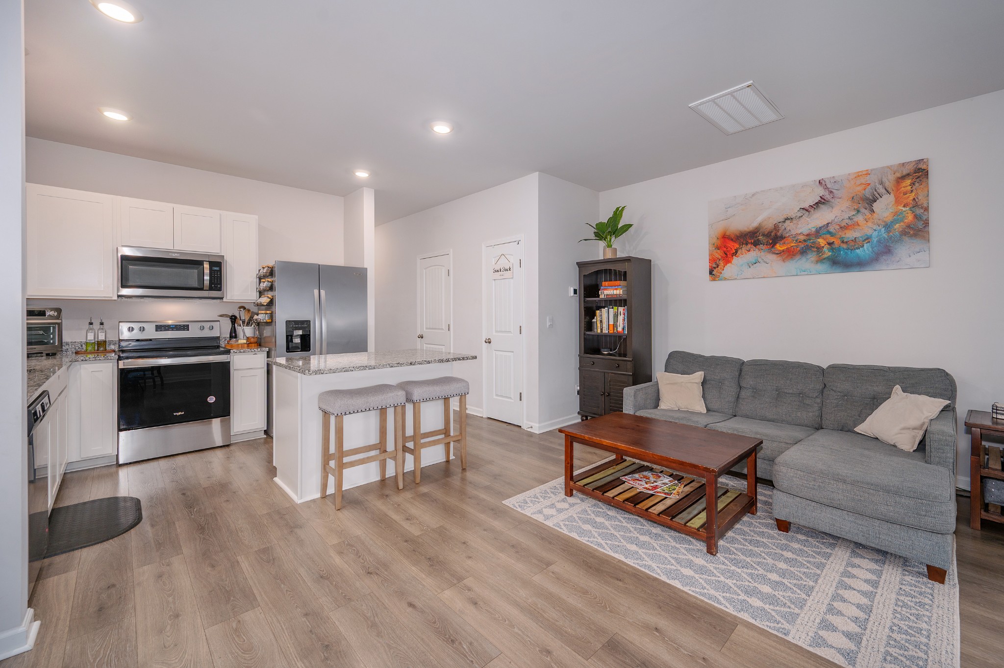 178 Cecil Rd Property Photo 2