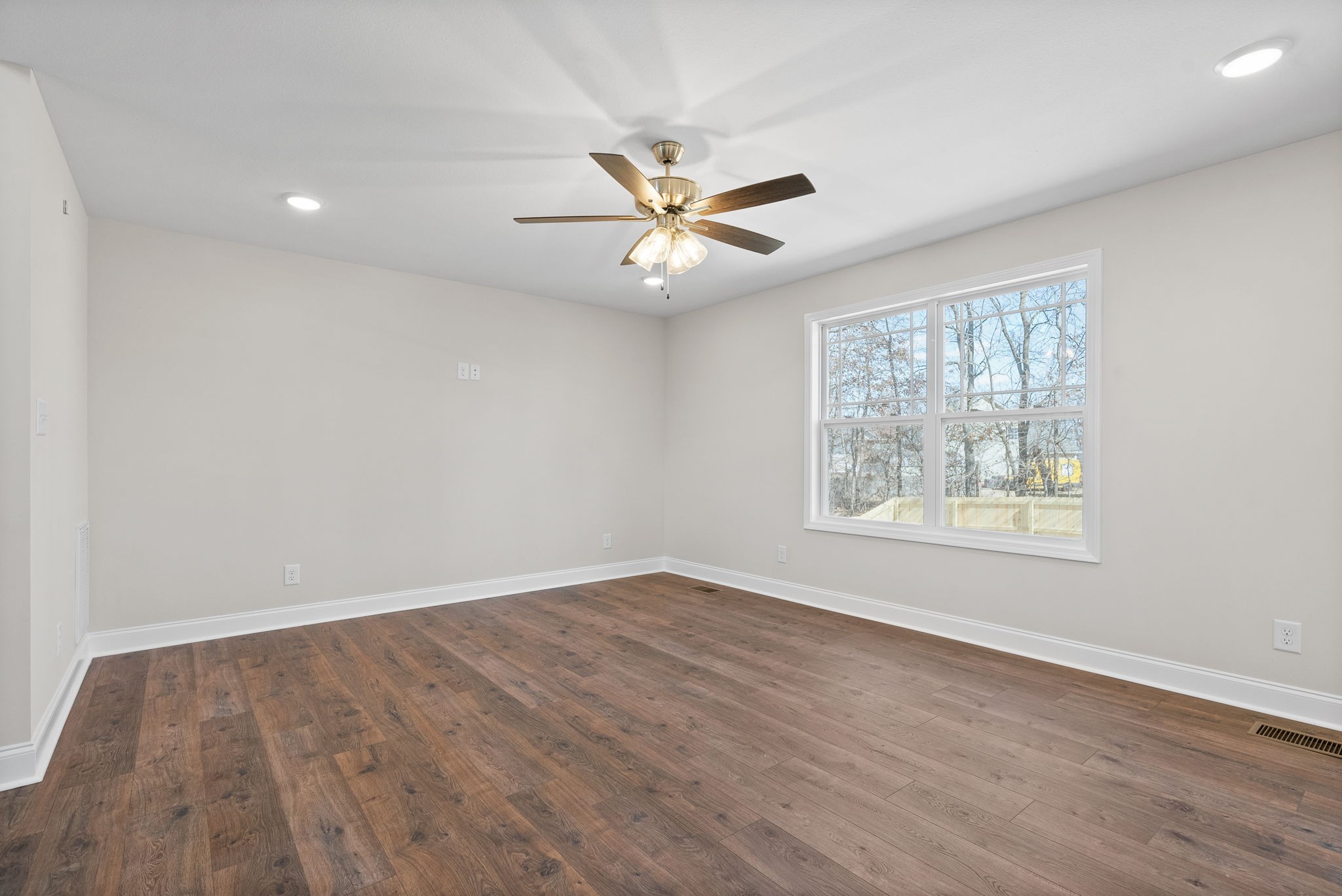 1241 Elizabeth Lane Property Photo 6