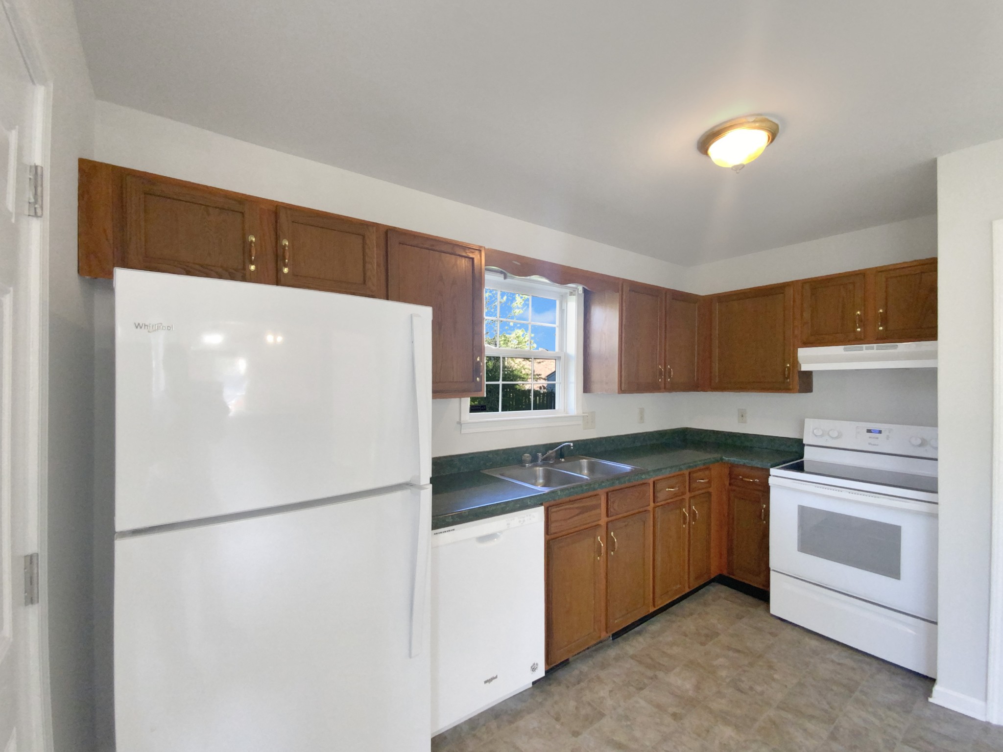 394 Cranklen Cir Property Photo 6