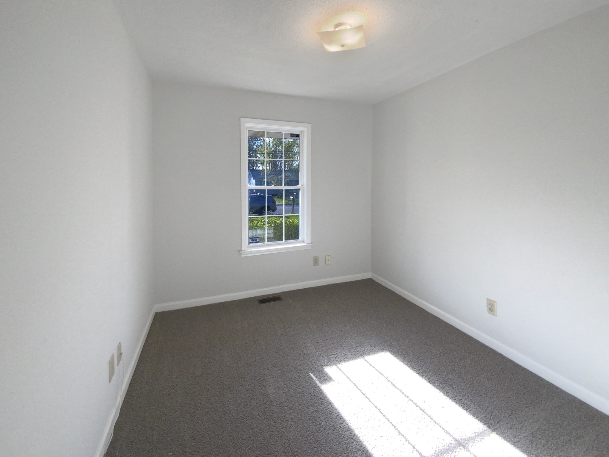 394 Cranklen Cir Property Photo 12