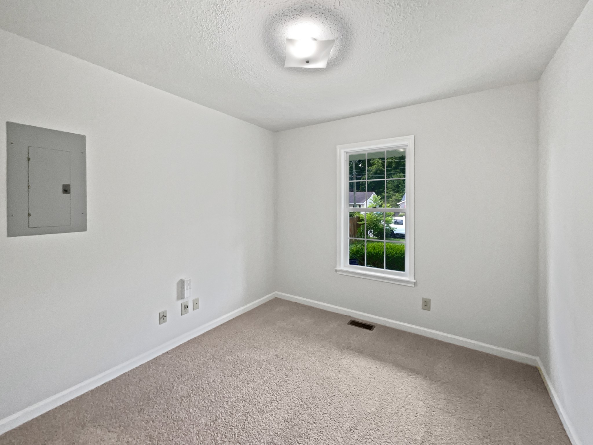 394 Cranklen Cir Property Photo 15