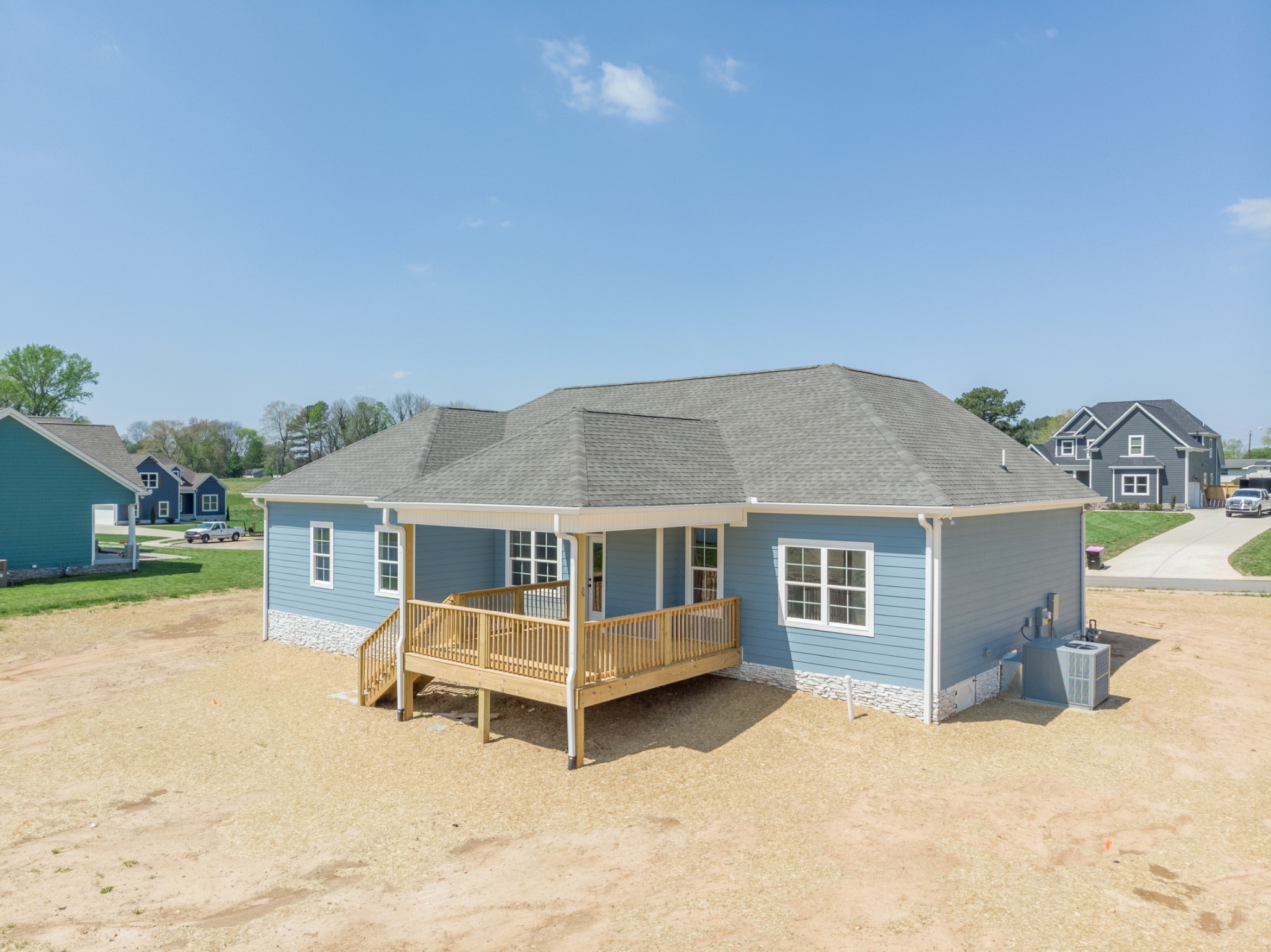 2060 Beverly Ct Property Photo 6