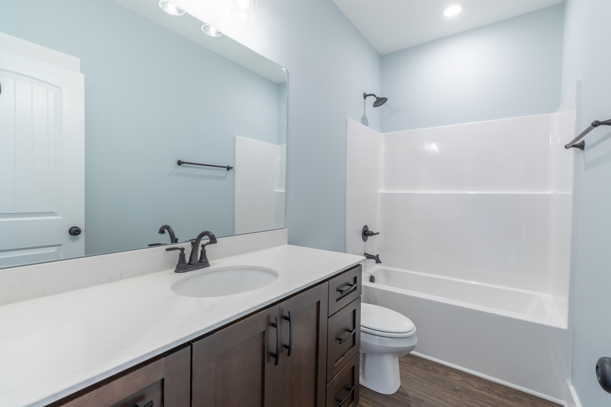 2060 Beverly Ct Property Photo 27