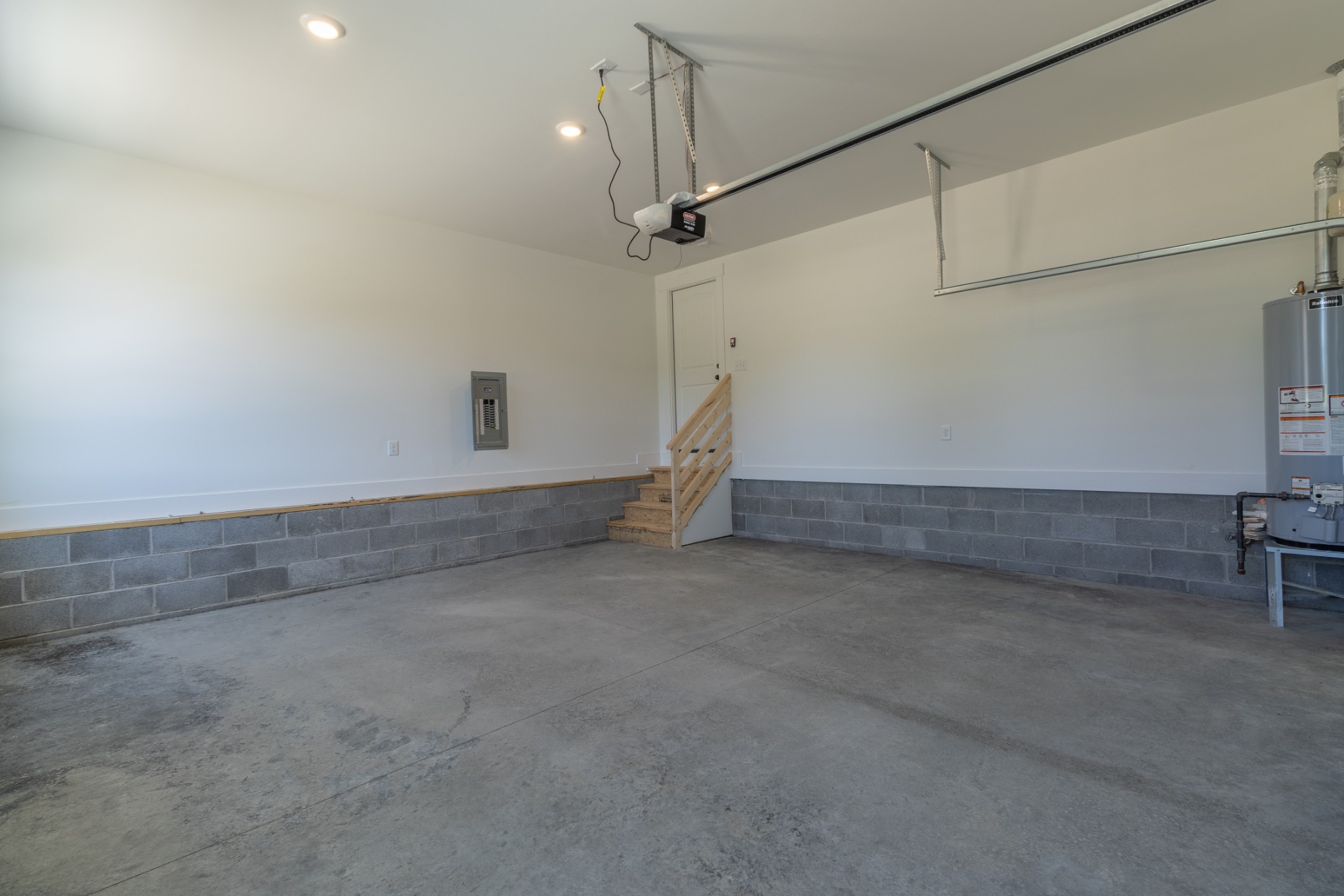 2060 Beverly Ct Property Photo 30