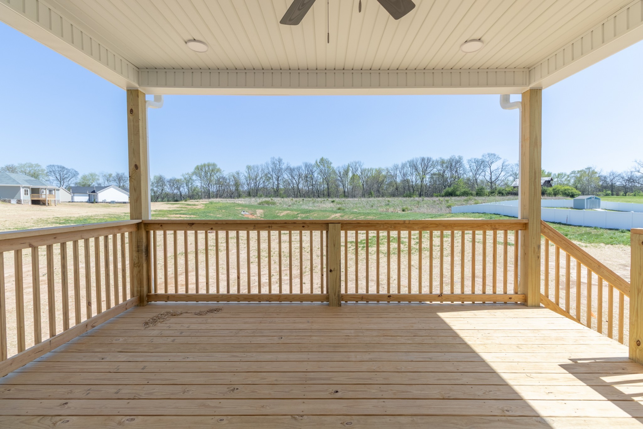 2060 Beverly Ct Property Photo 32