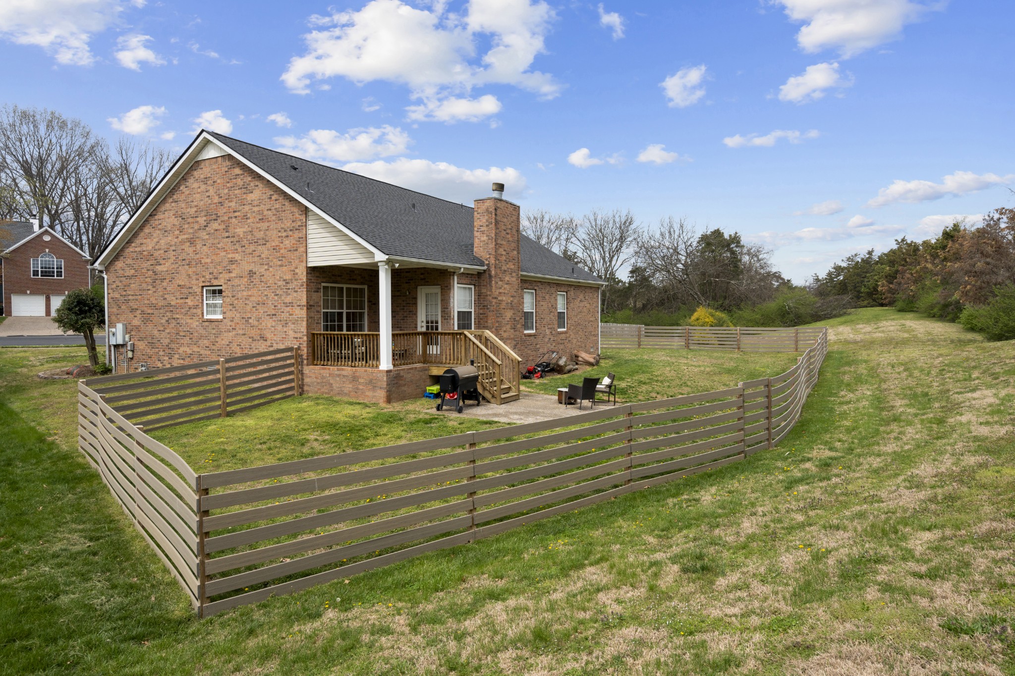 616 Meadow Glen Ct Property Photo 22