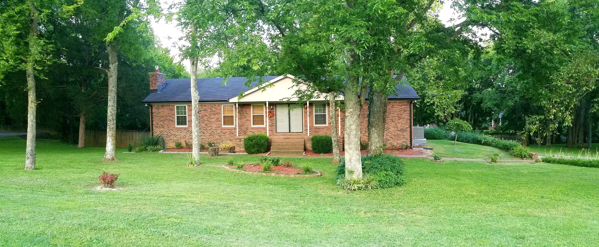 607 Clifton Dr Property Photo 1