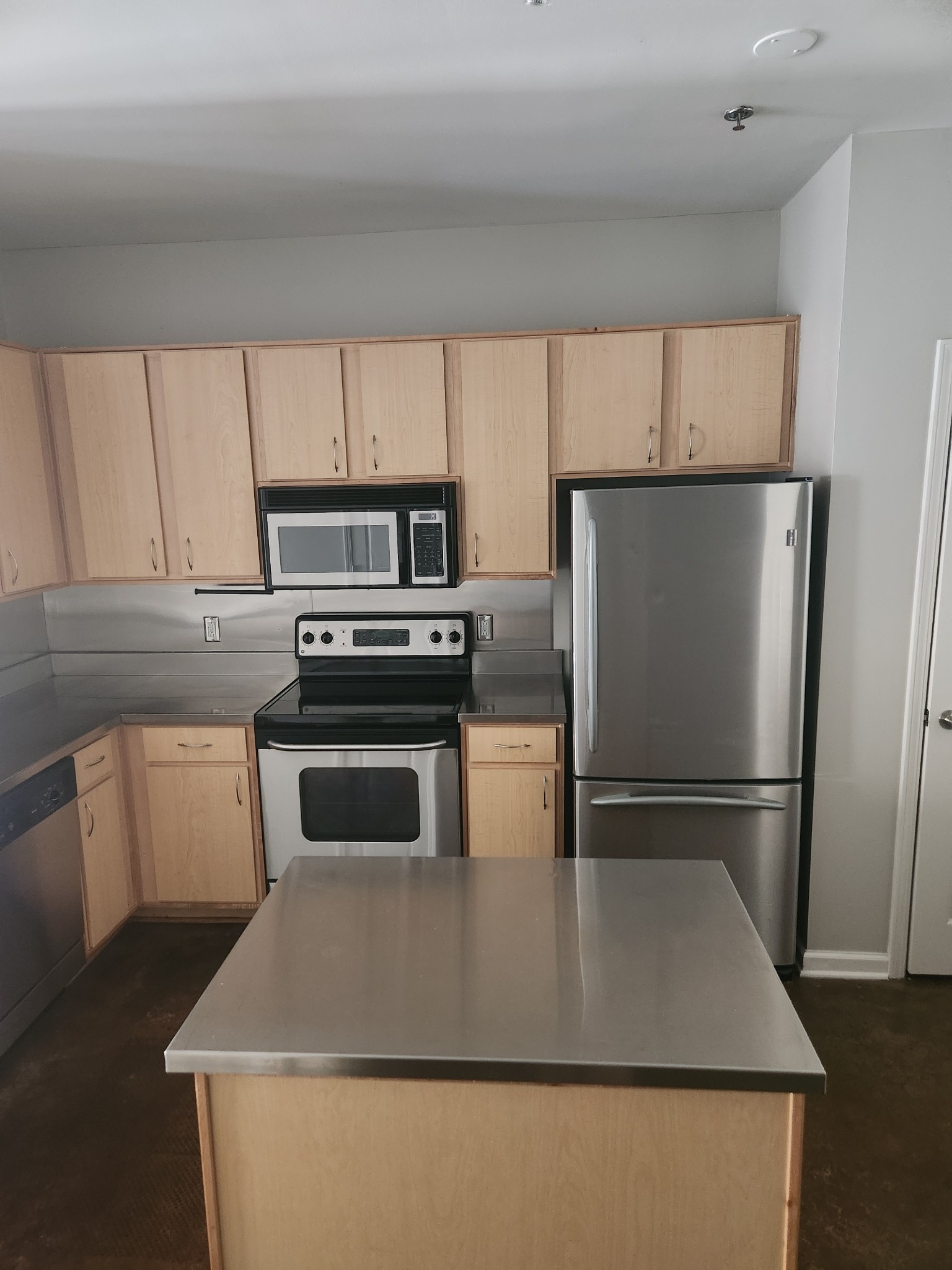 1803 Broadway Property Photo 6