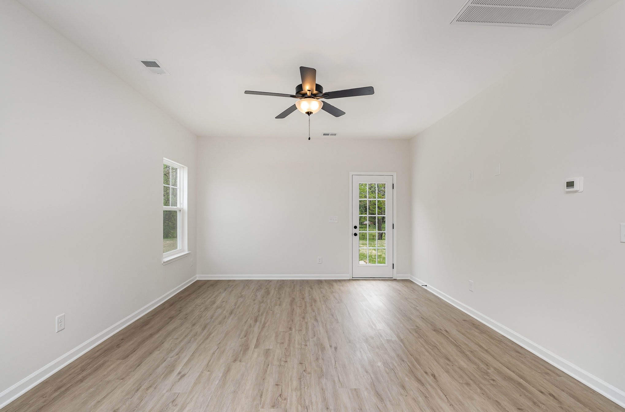 204 Hannah Lee Hill Property Photo 4