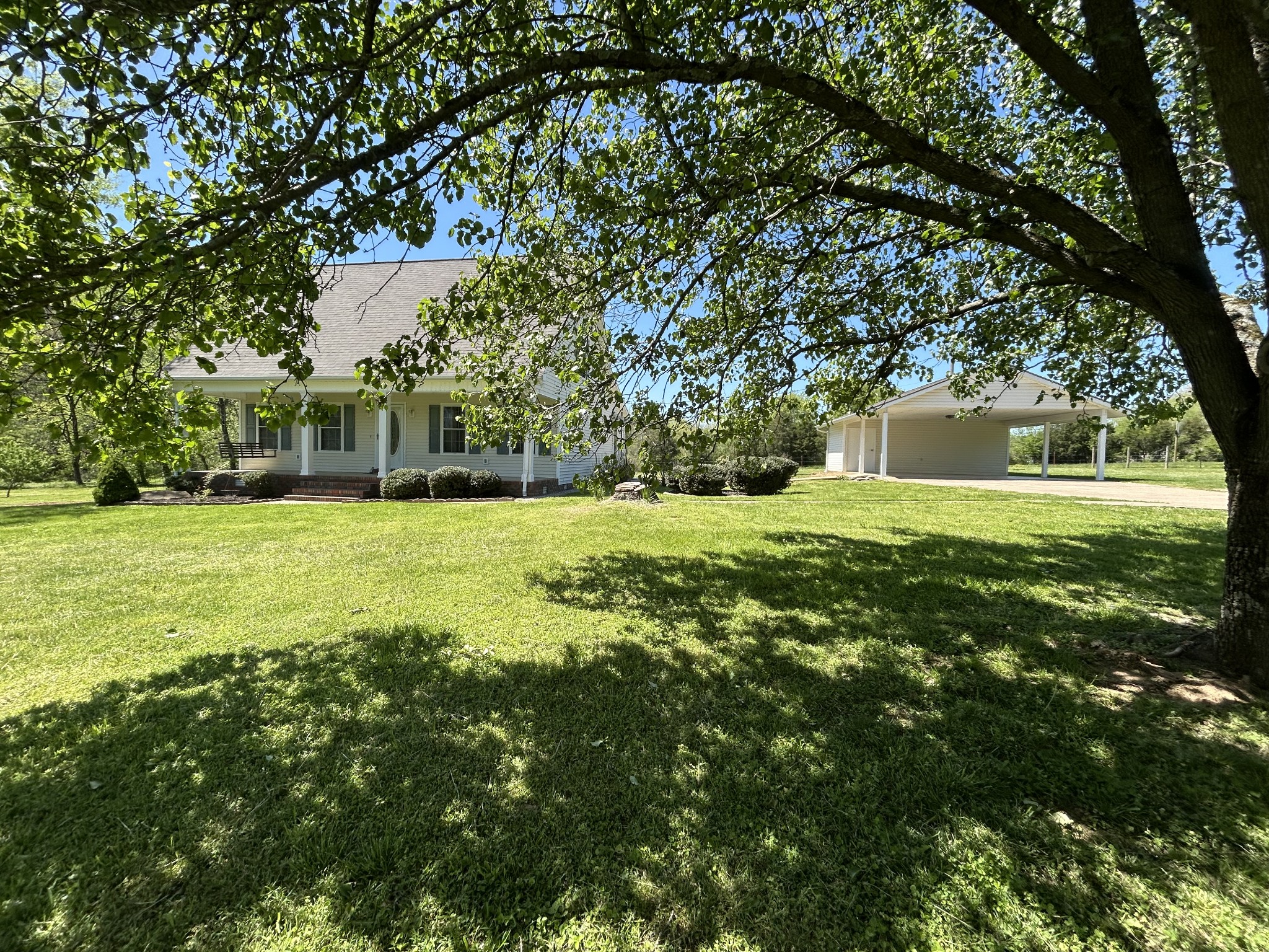 2200 Braly Hollow Rd Property Photo