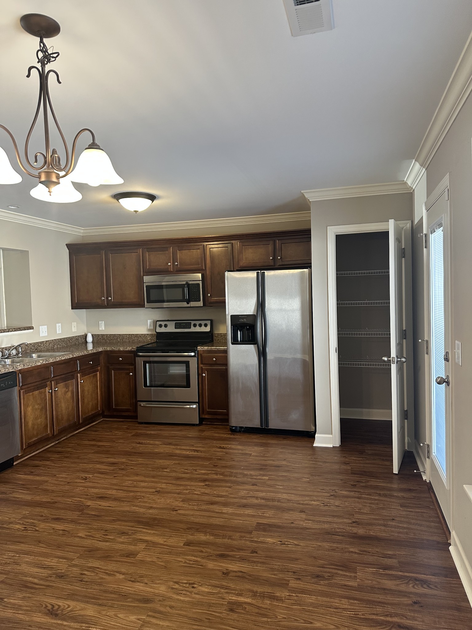 4257 Aurora Cir Property Photo 12