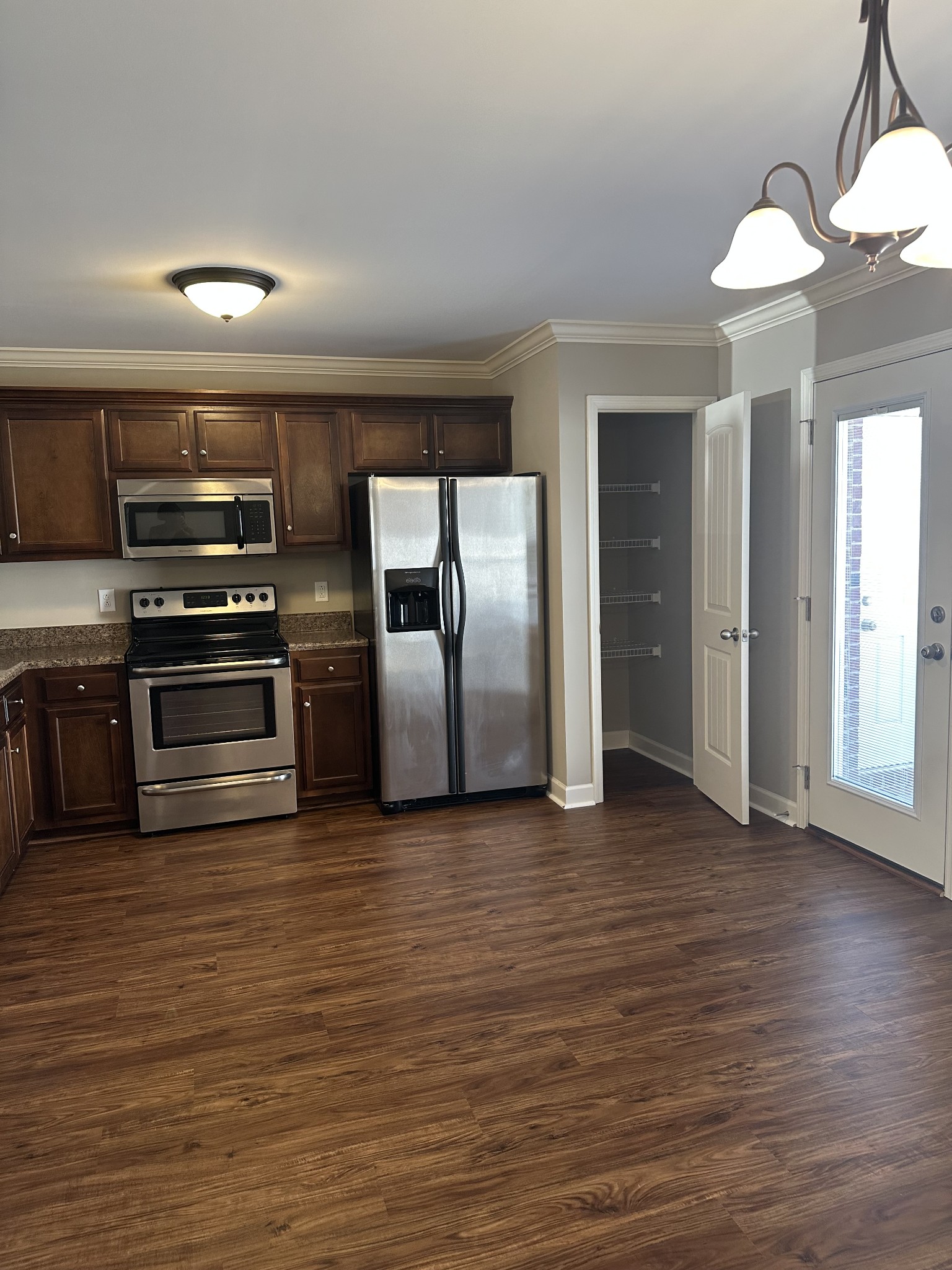 4257 Aurora Cir Property Photo 13