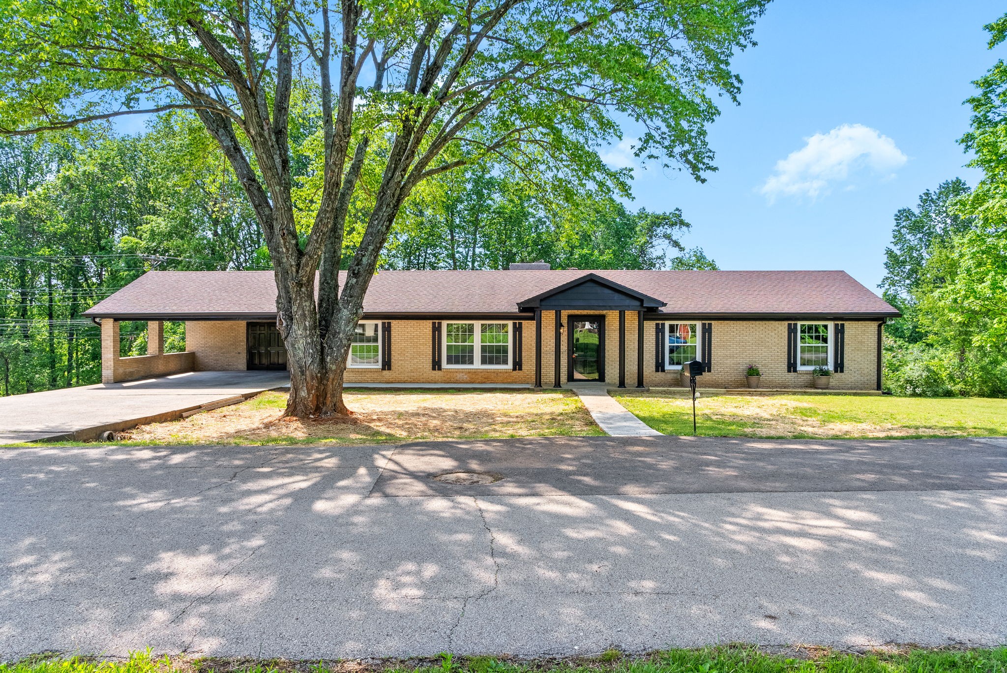 33 Walker Cir Property Photo