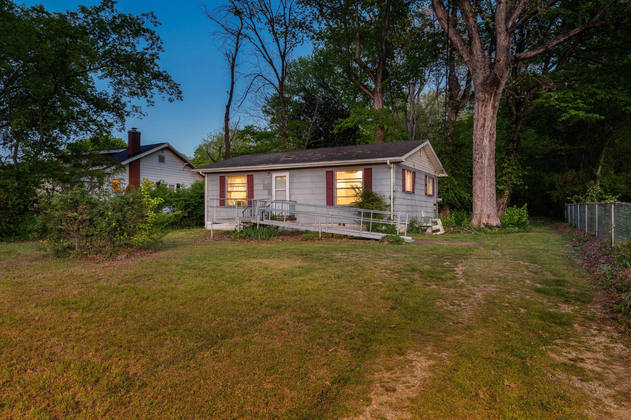 3300 Redding Road Property Photo